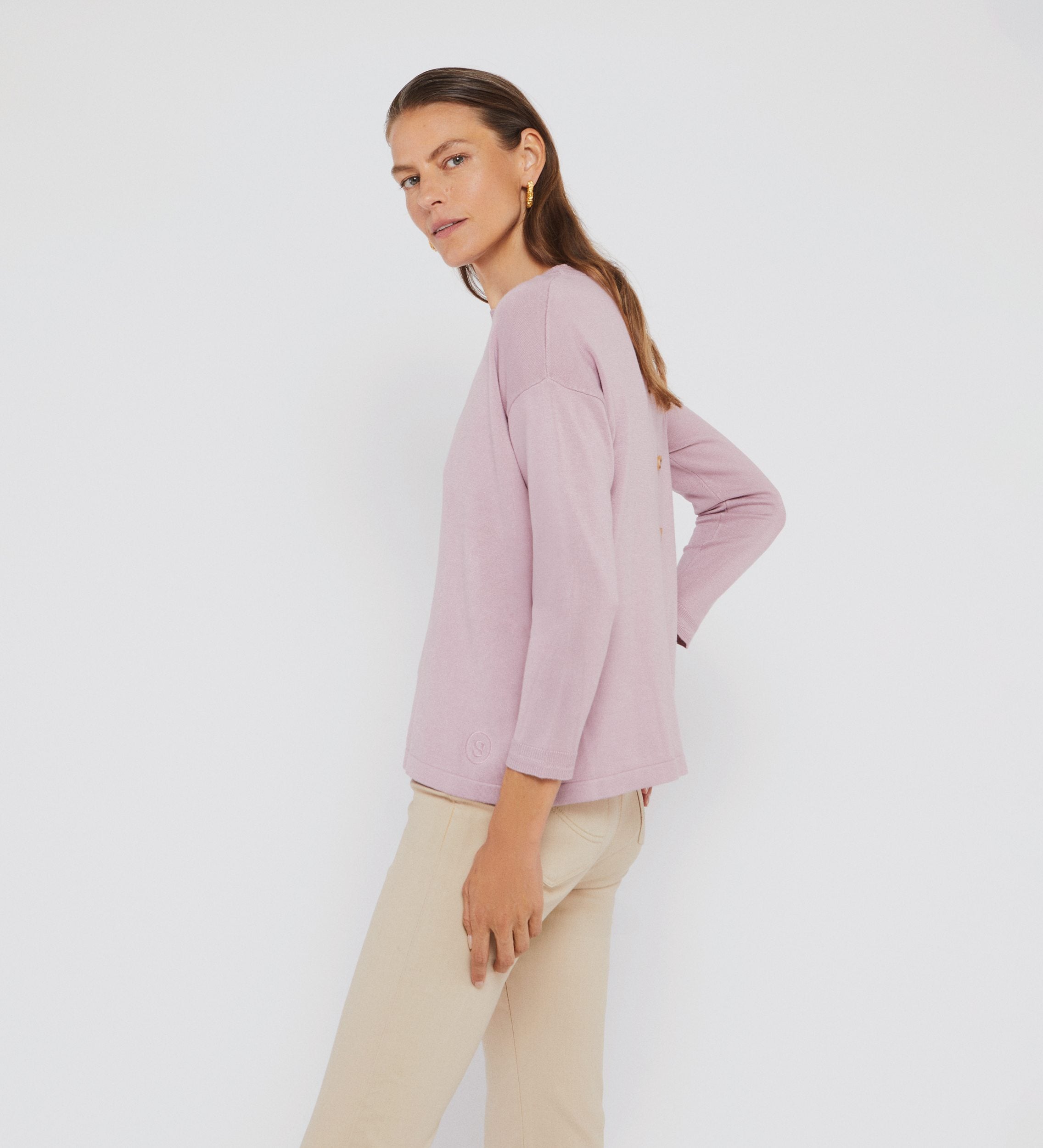 Oversized sweater with buttons