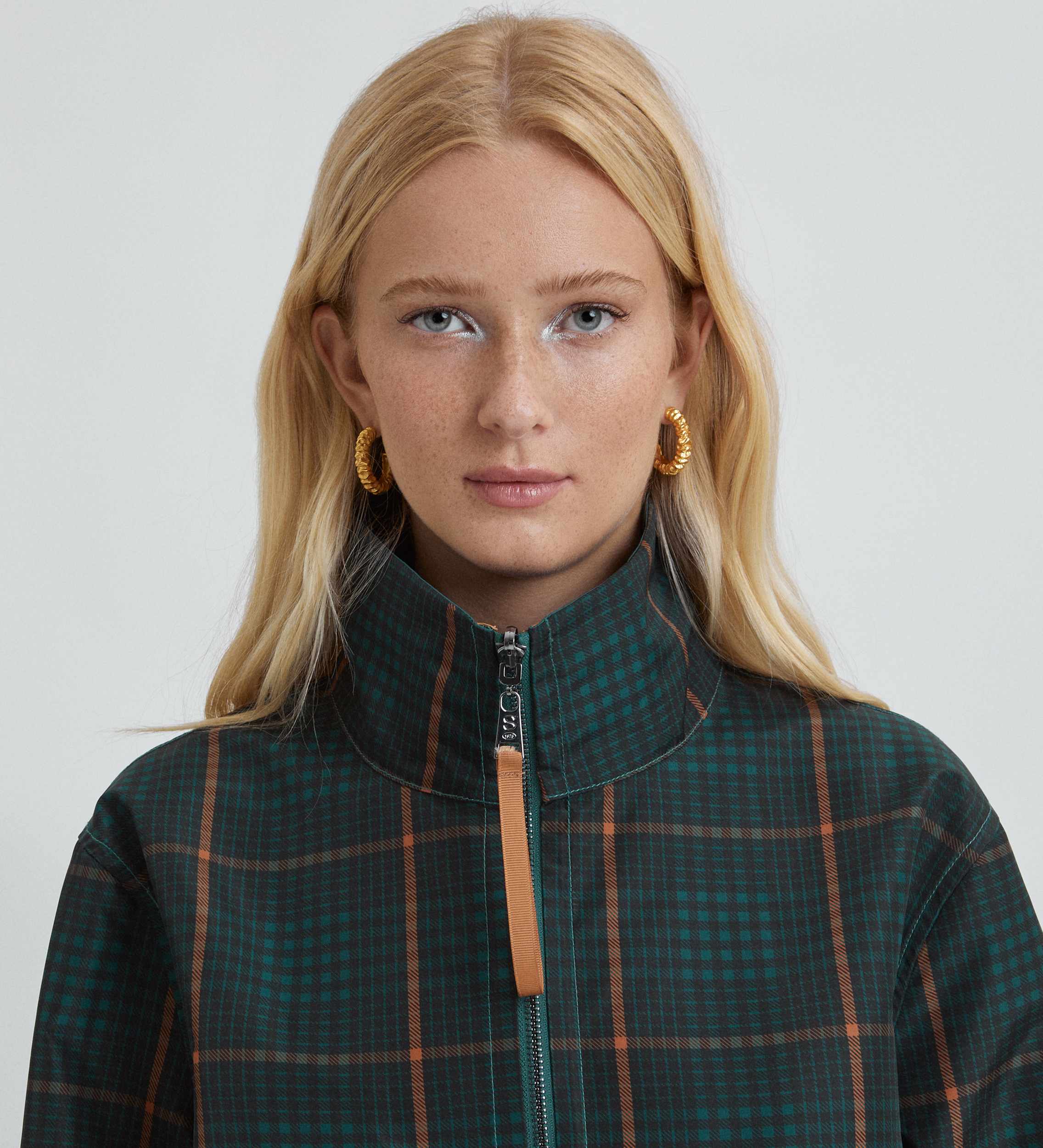 Checkered reversible parka