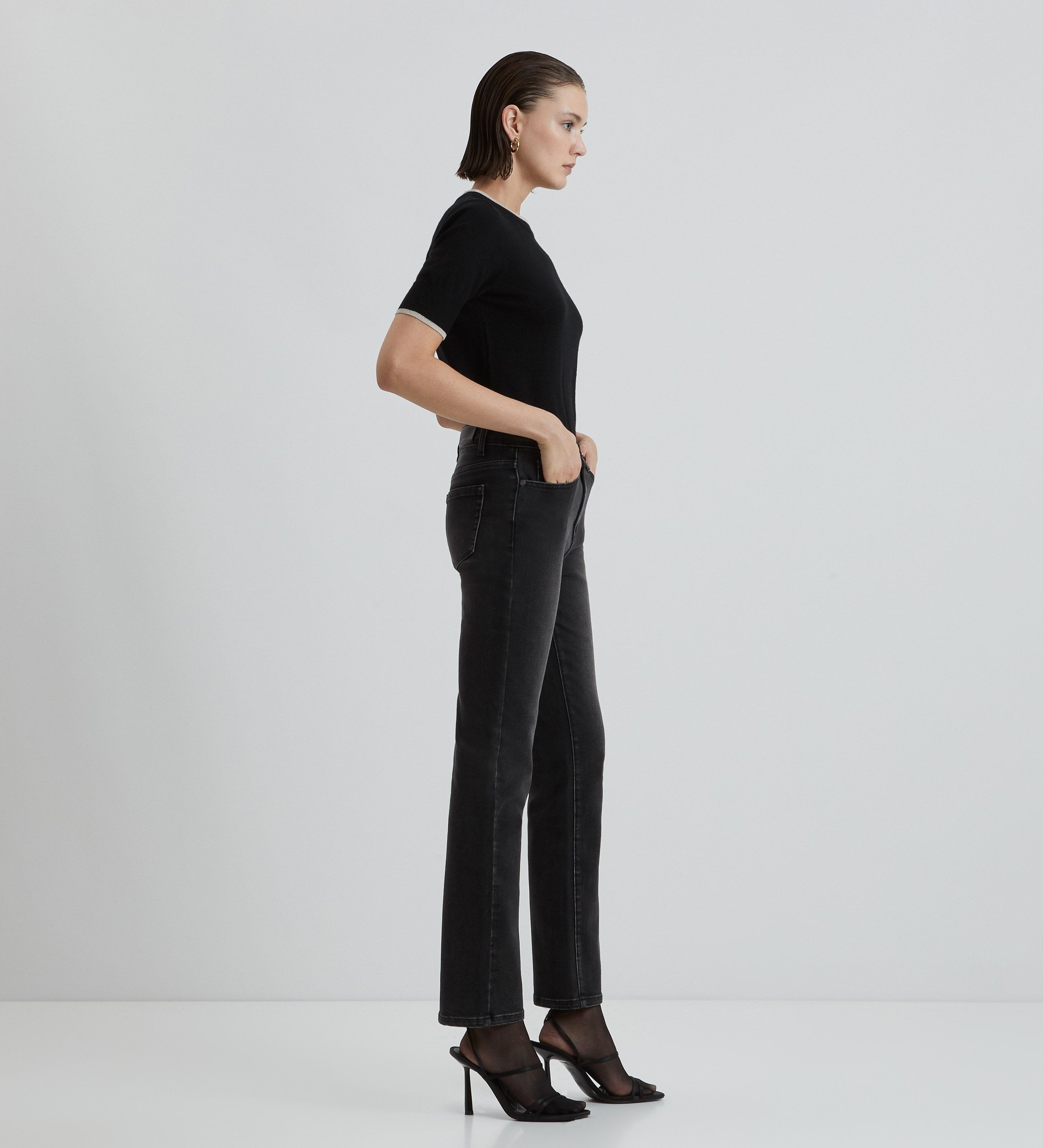 Slim pants