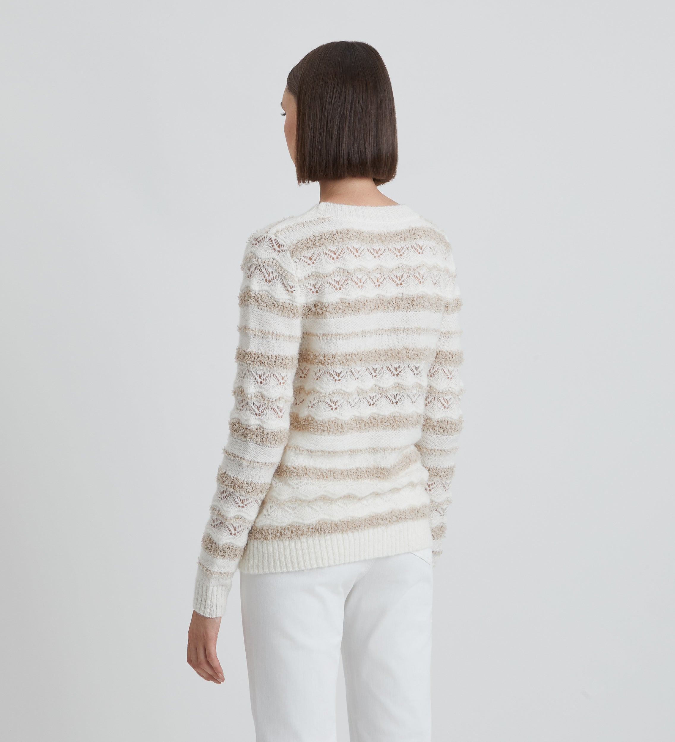 Fantasy thread sweater