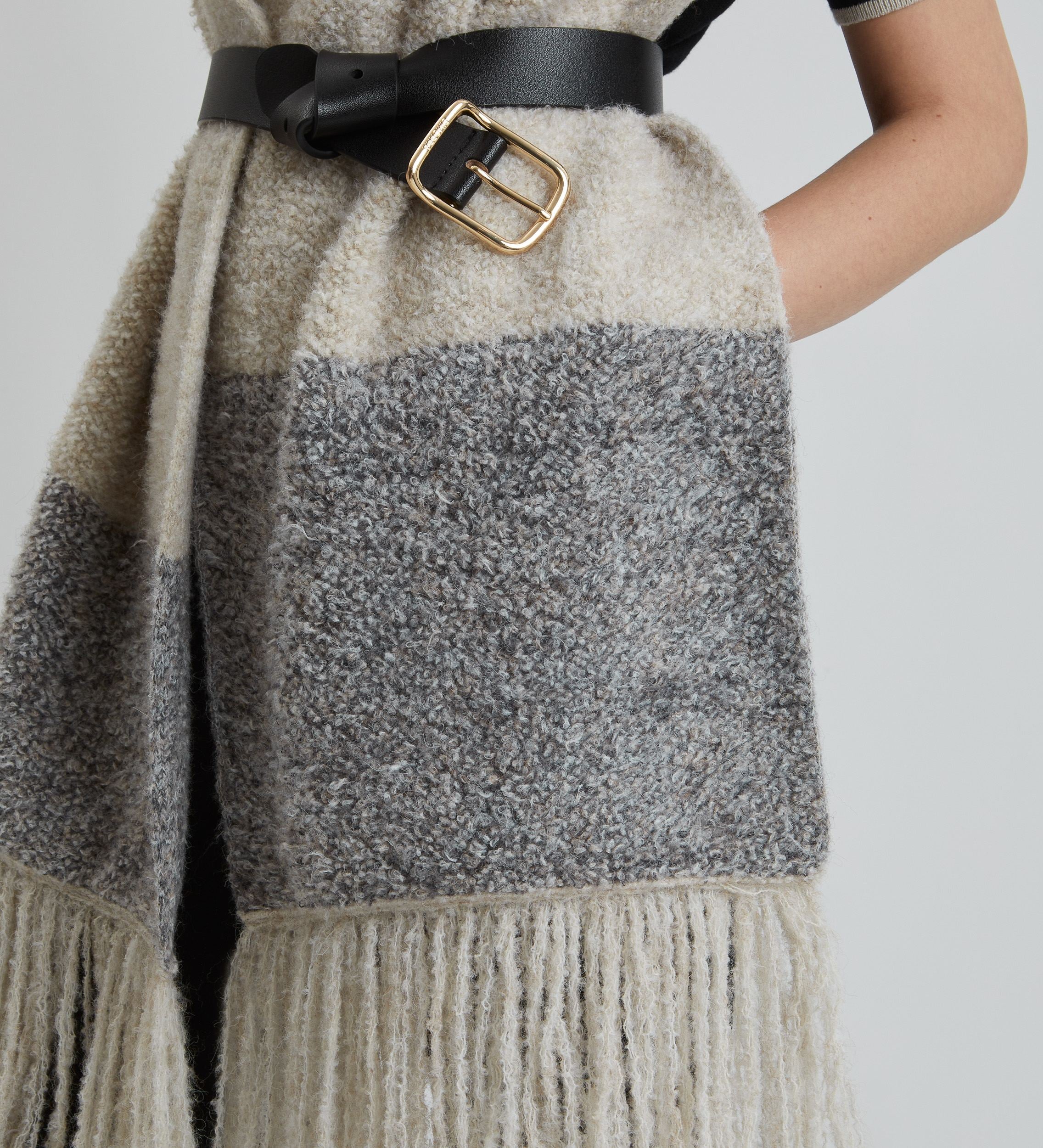 Knitted texture scarf