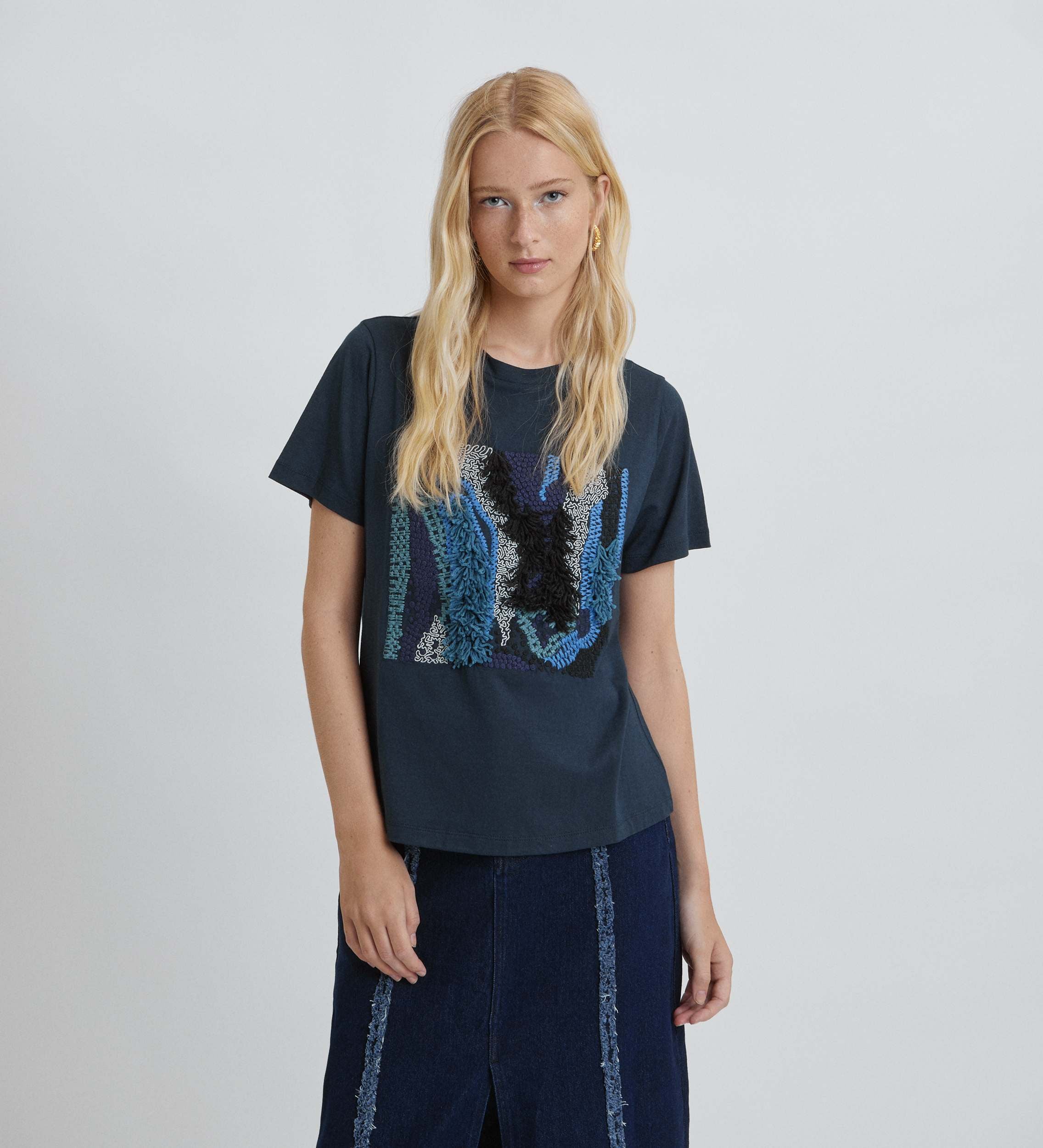 T-shirt brodé devant