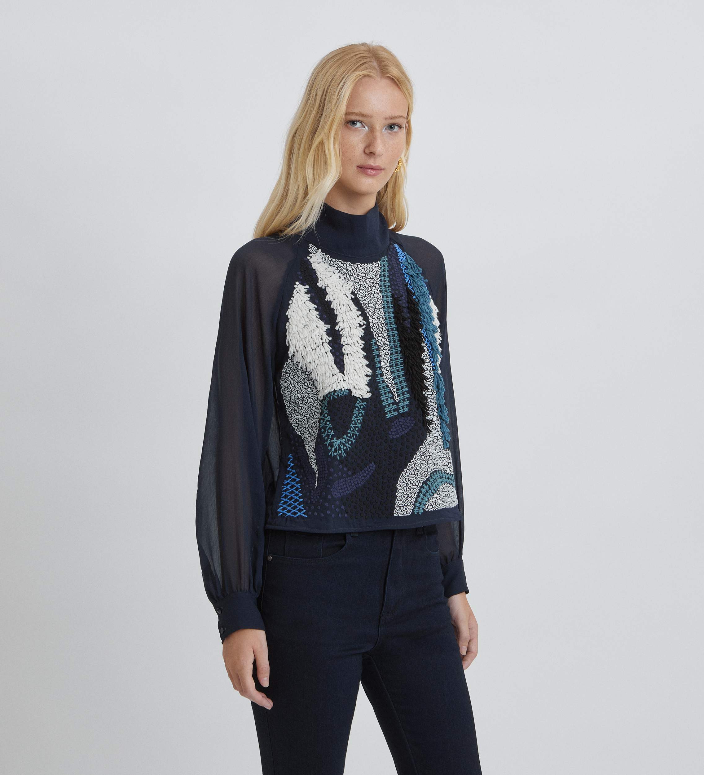 Tapestry embroidered blouse