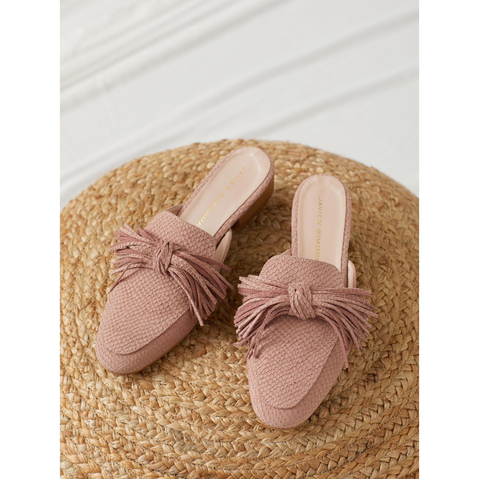 pompom sandal