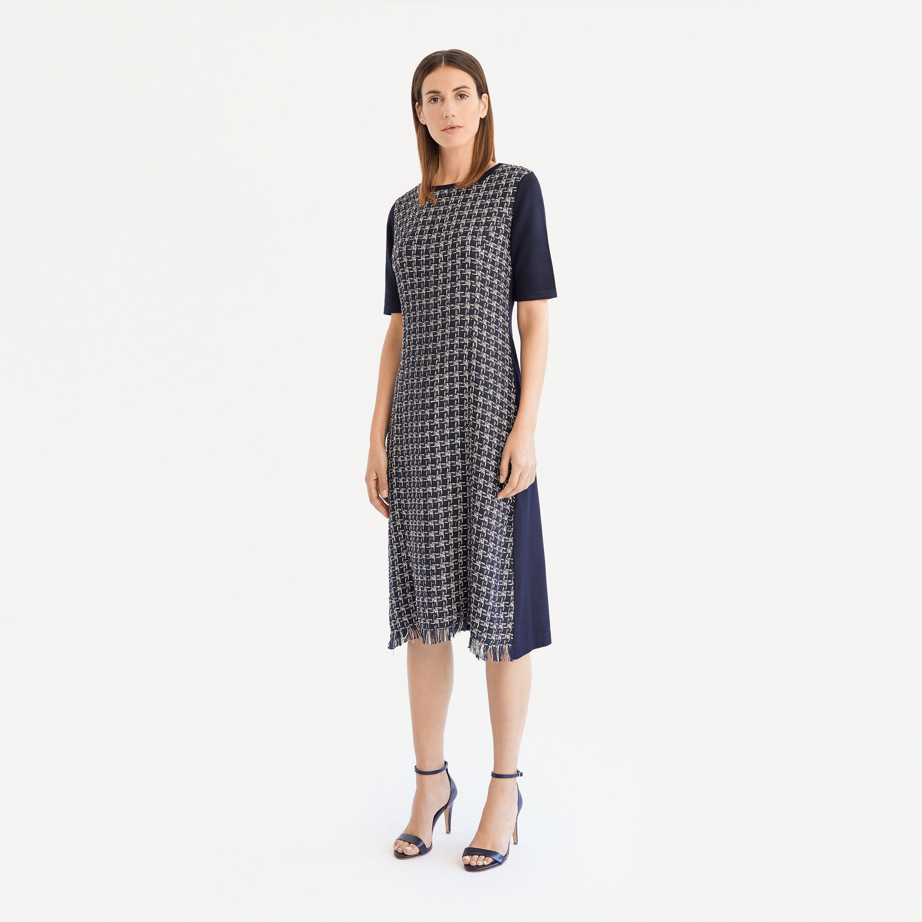 Long knit dress with tweed