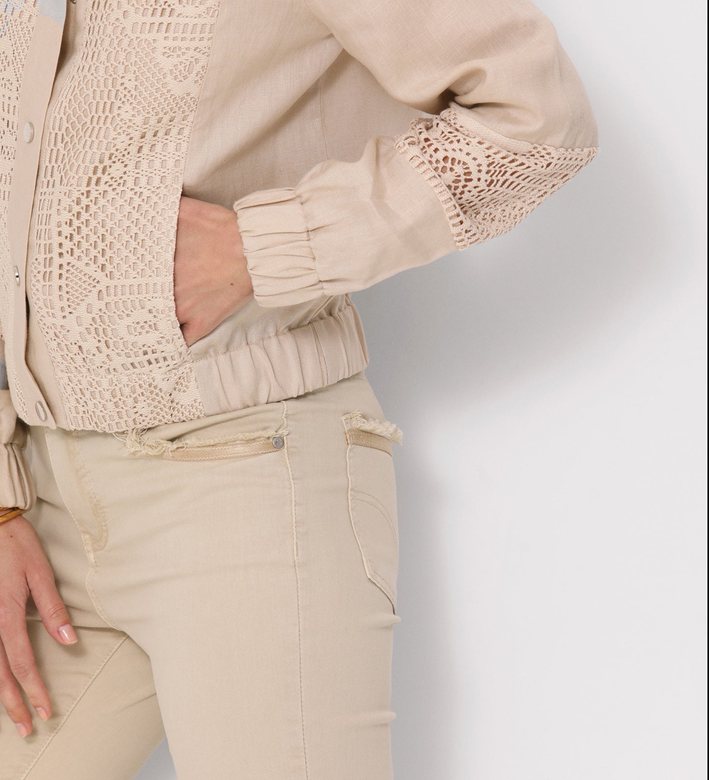 Chaqueta lino crochet