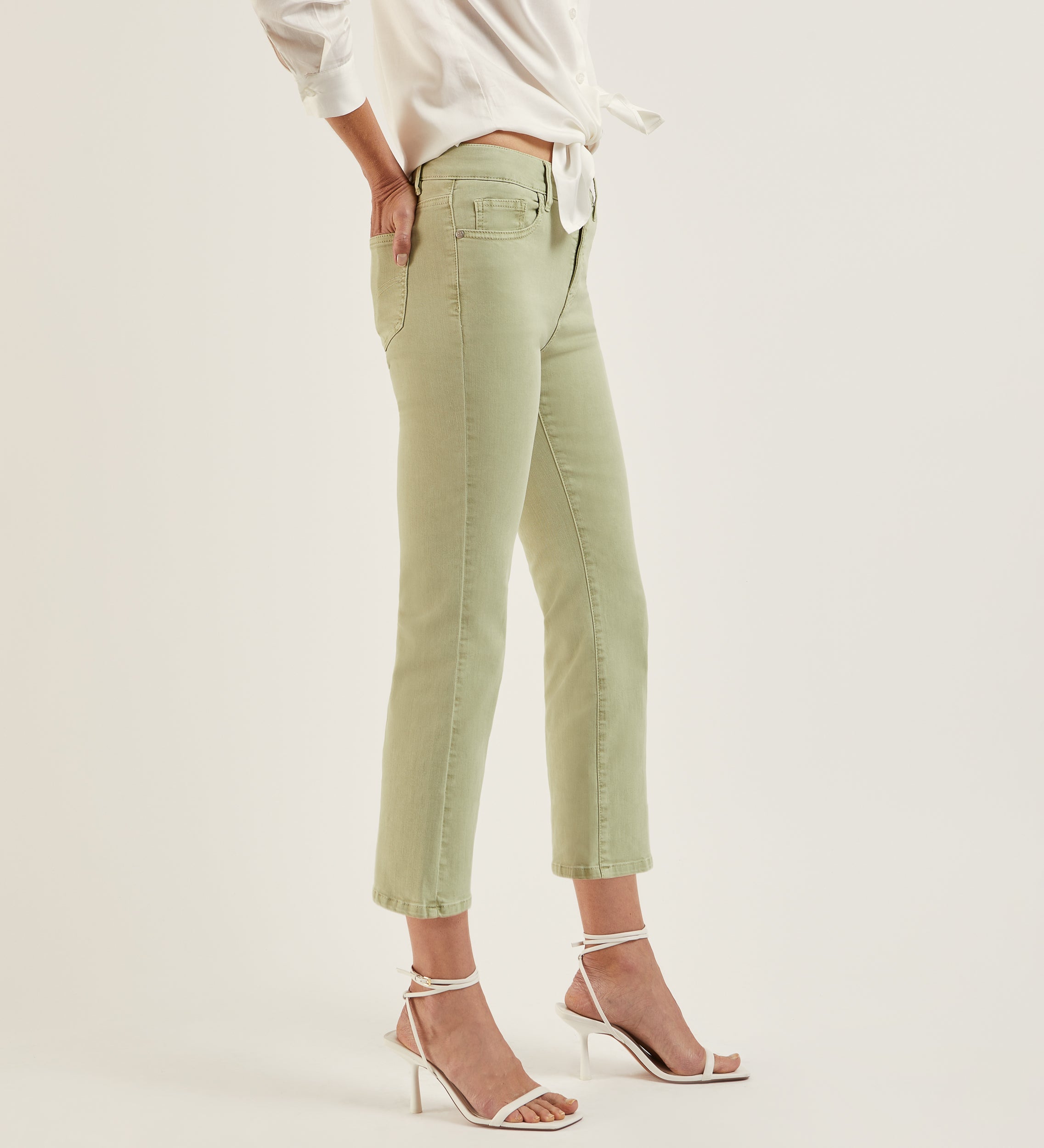 Flared crop pants