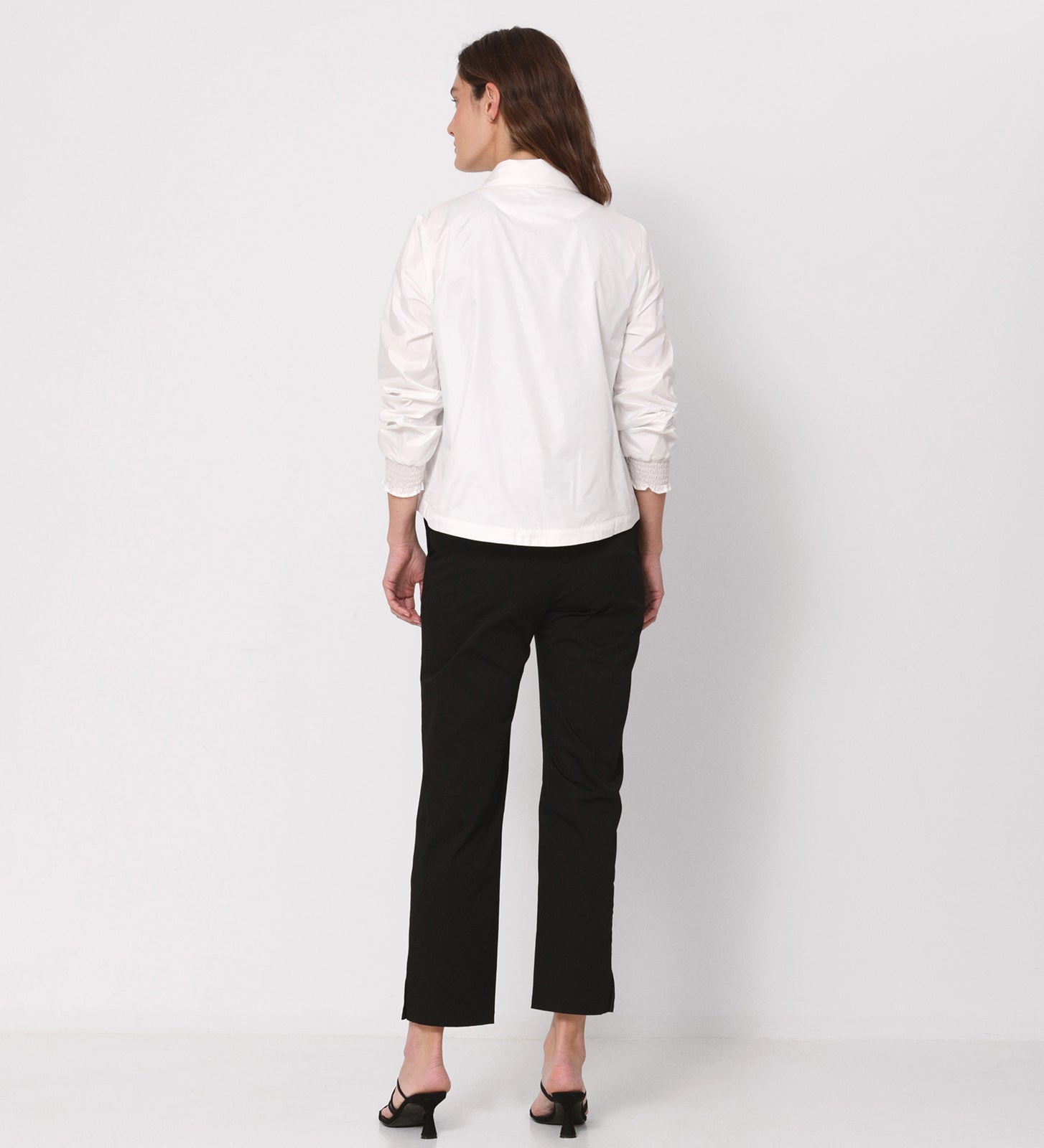 Lightweight ruffled parka