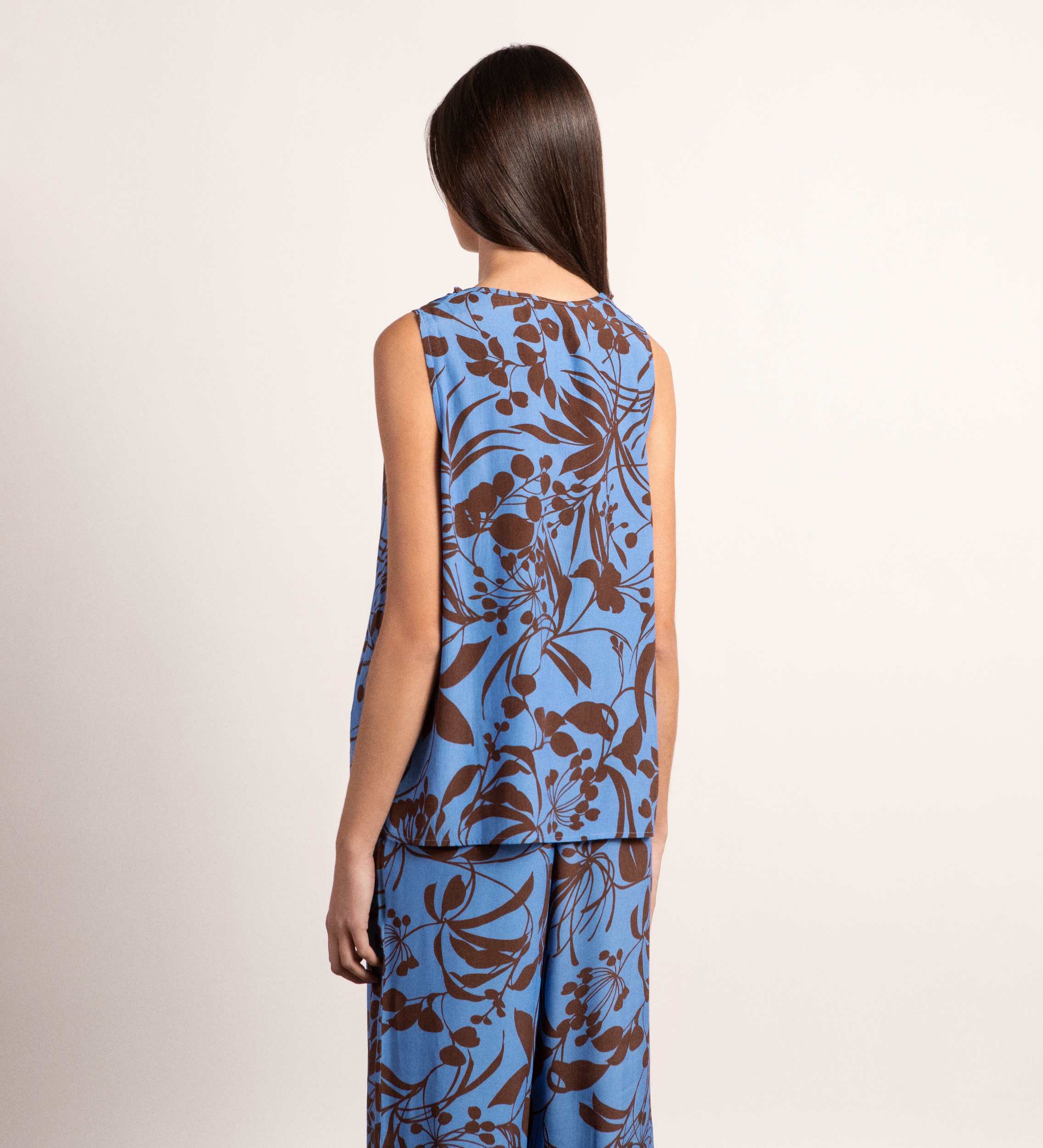 Printed pleated top