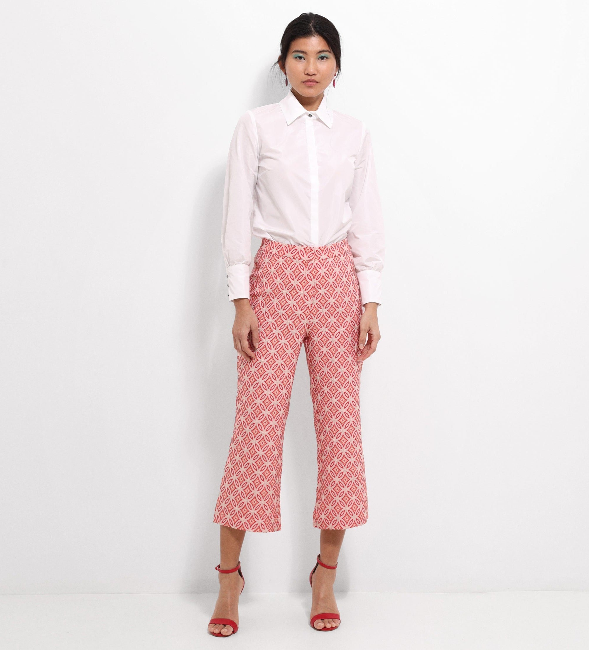 Flared cropped trousers