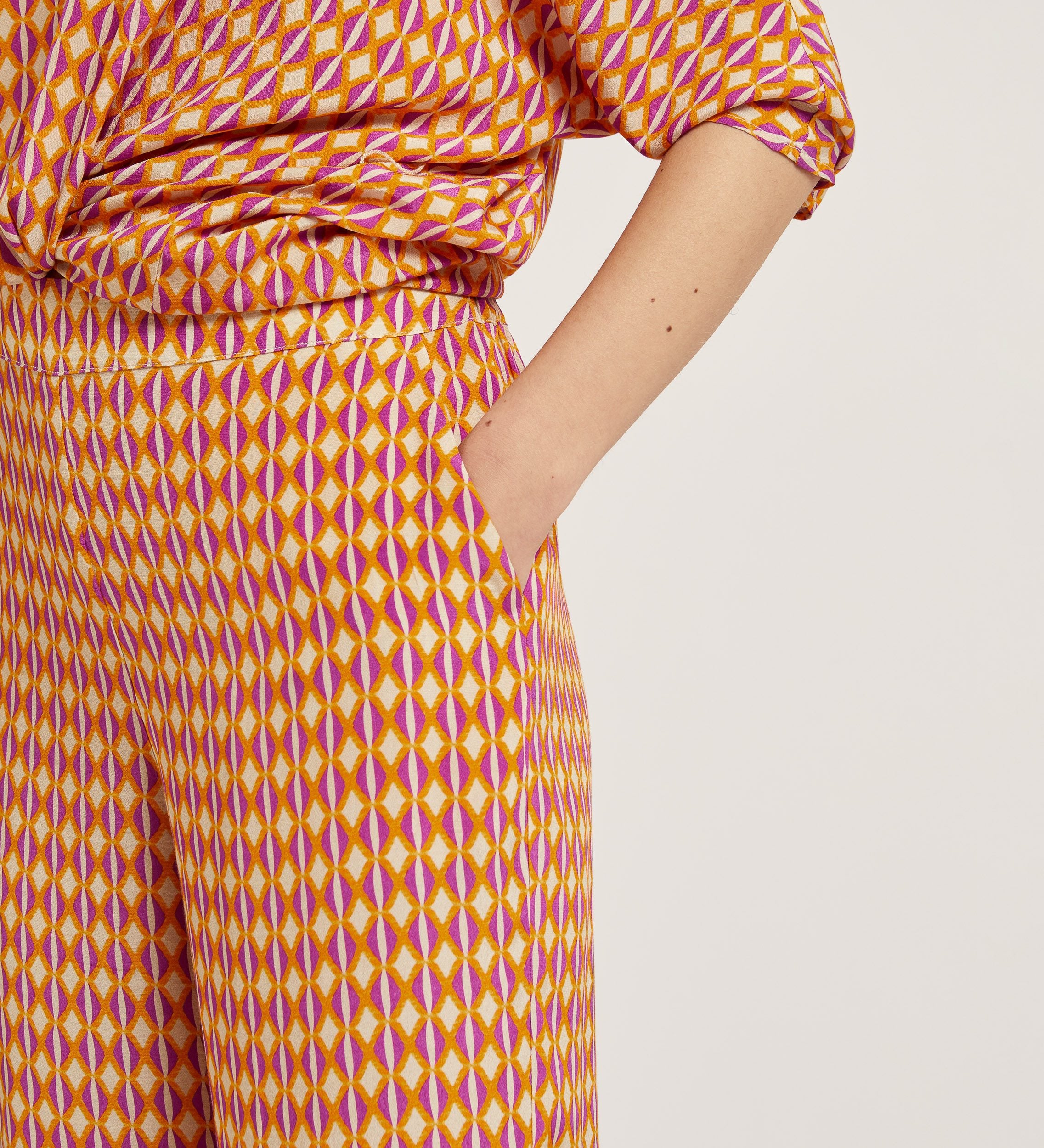 Printed wide leg trousers