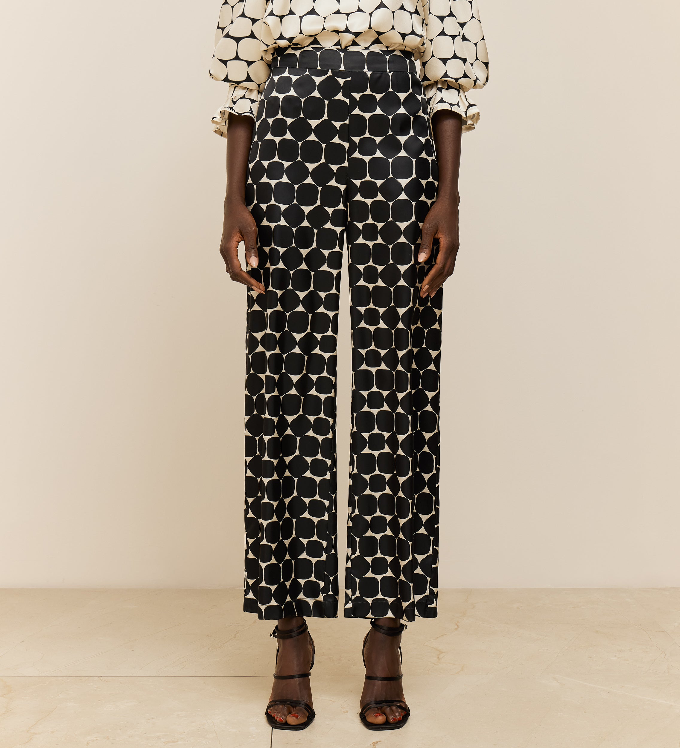 Pantalón estampado ancho