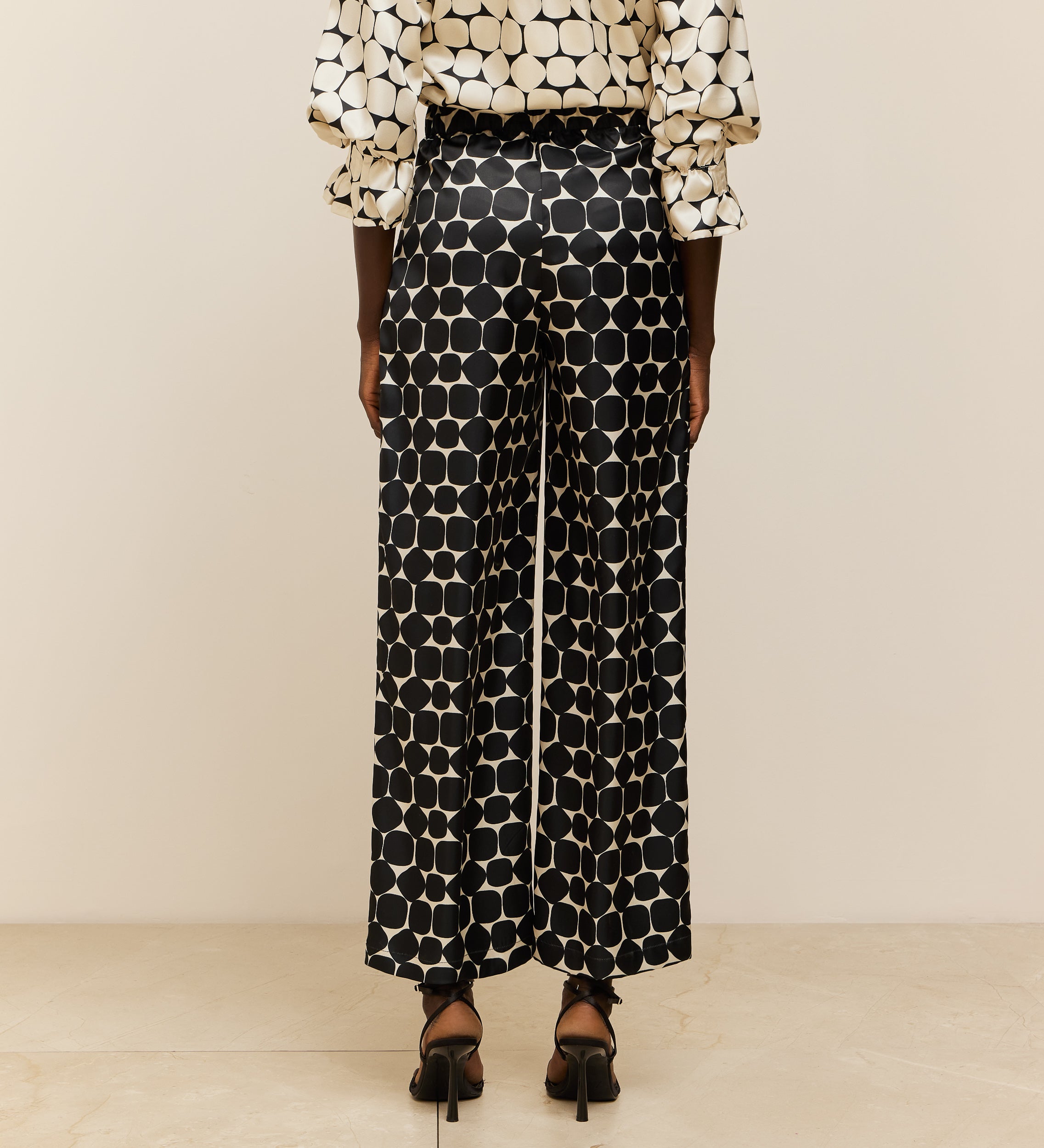 Pantalón estampado ancho