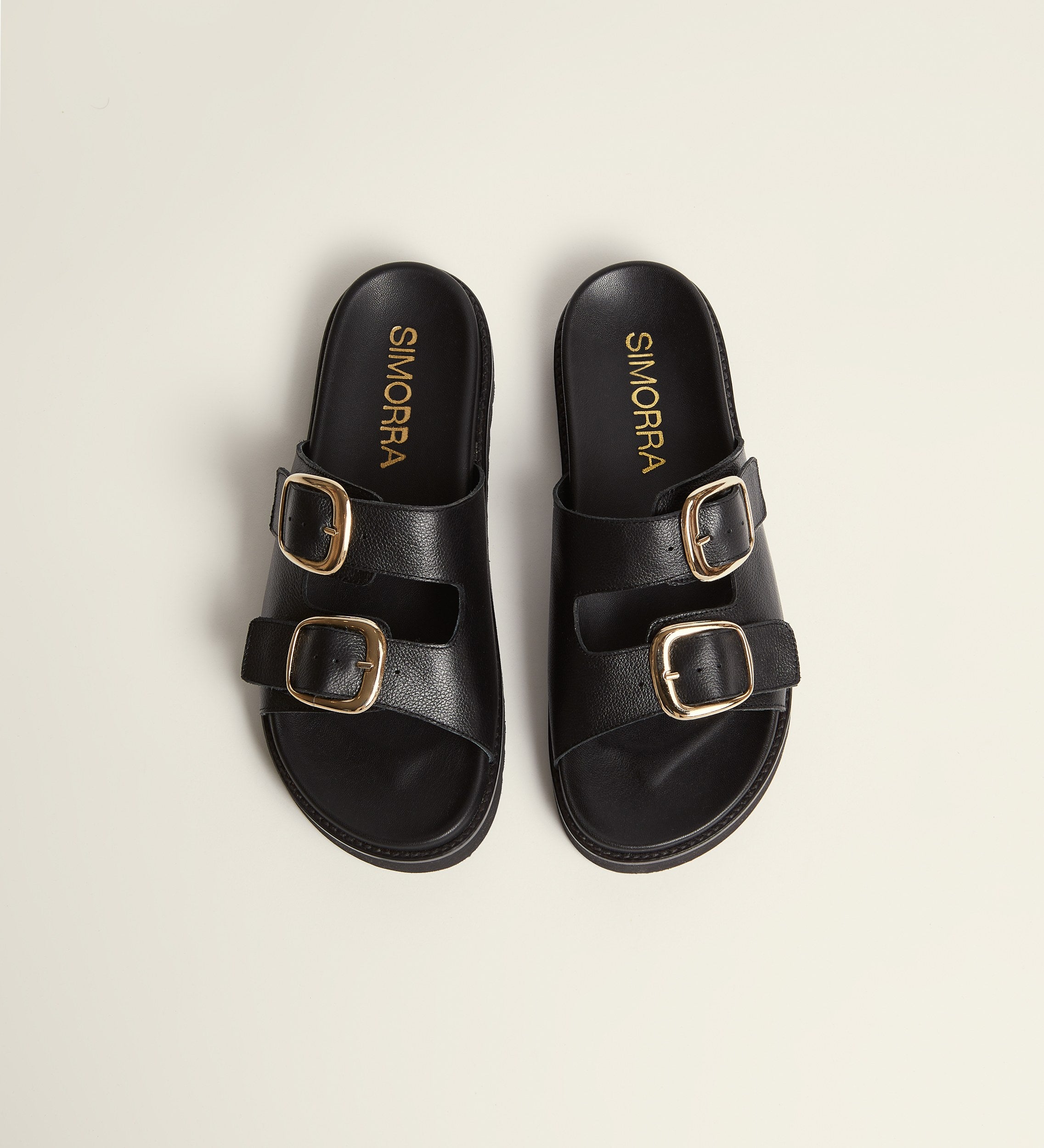 Flat leather sandal