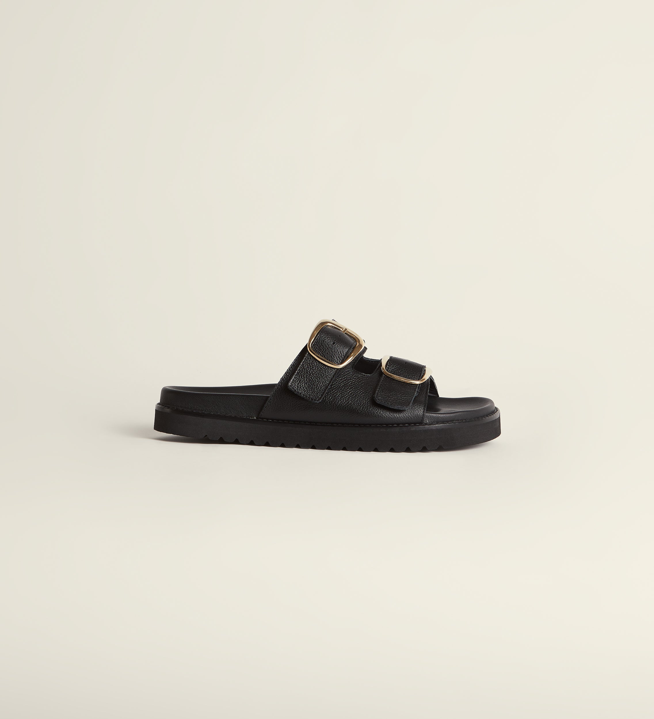 Flat leather sandal