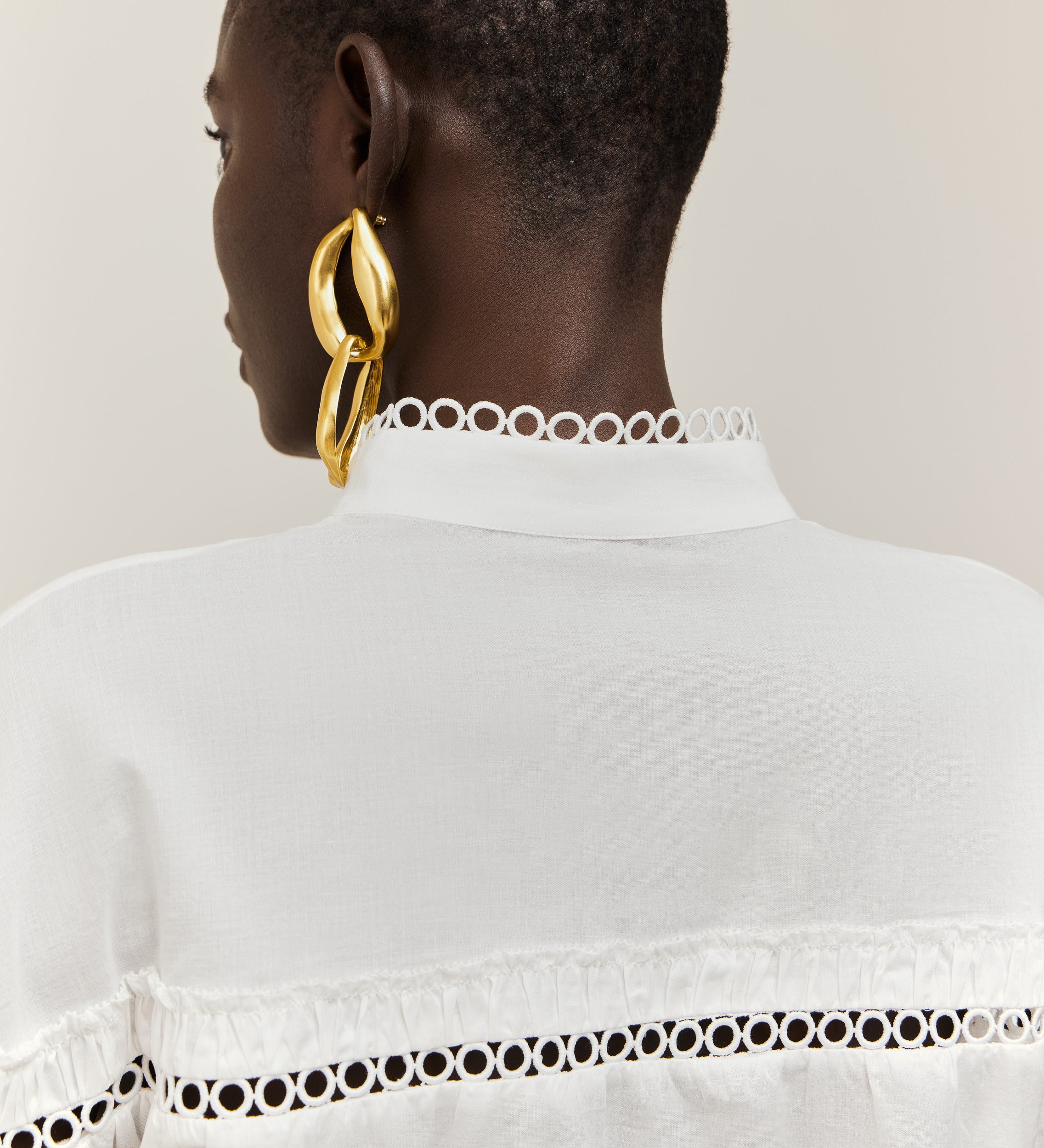 Blusa detalles guipur