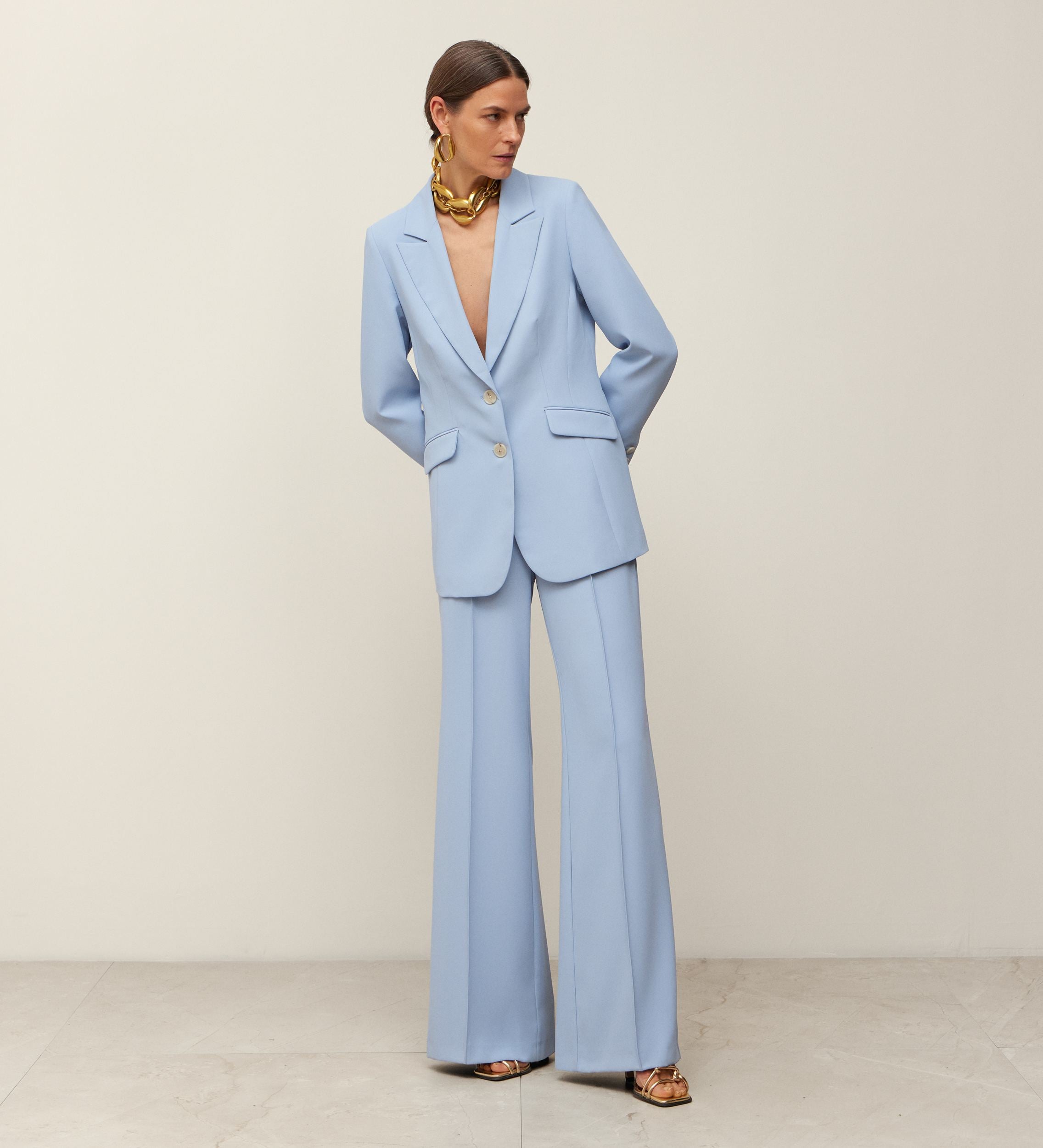 Americana entallada crepe