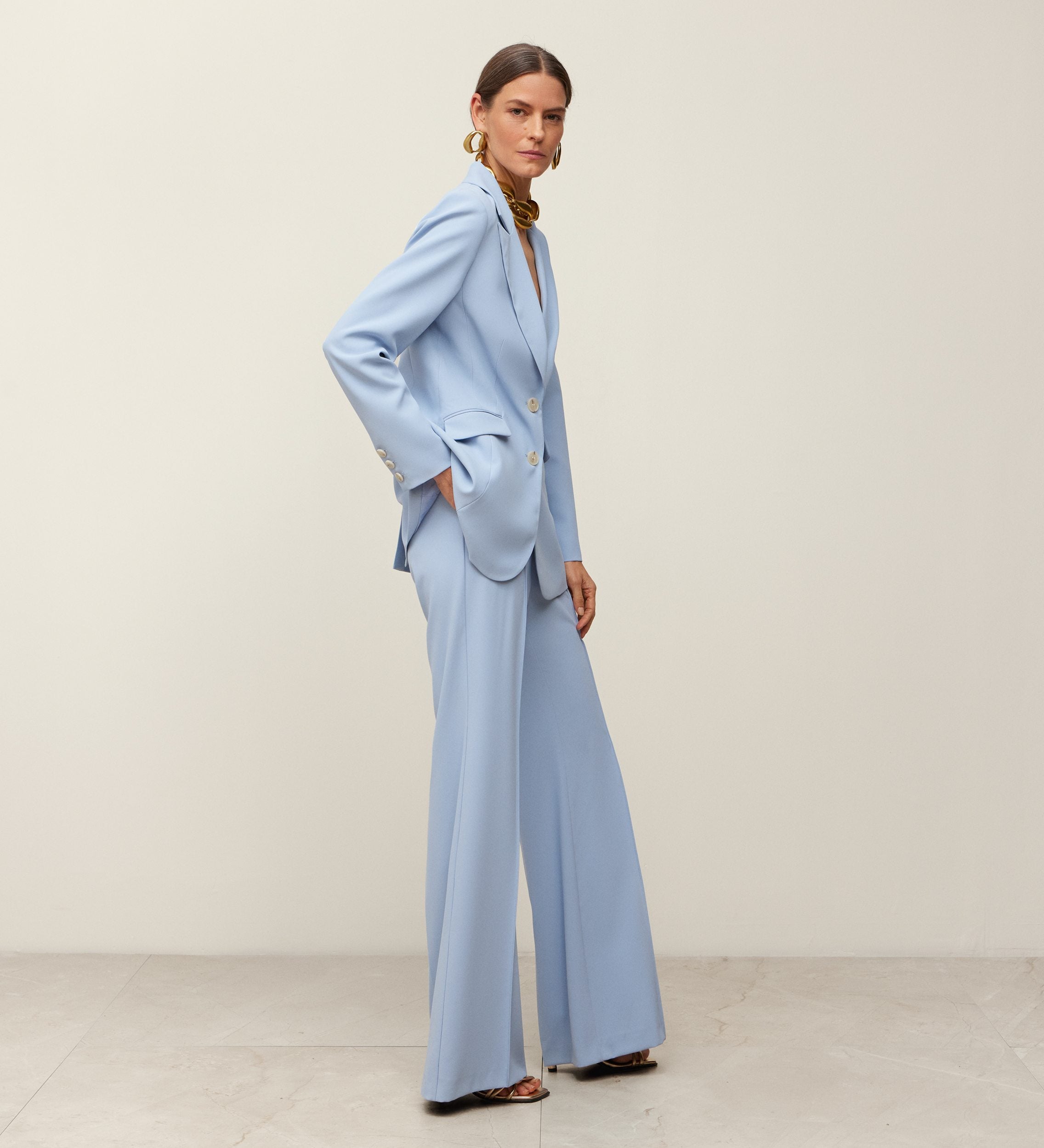 Americana entallada crepe