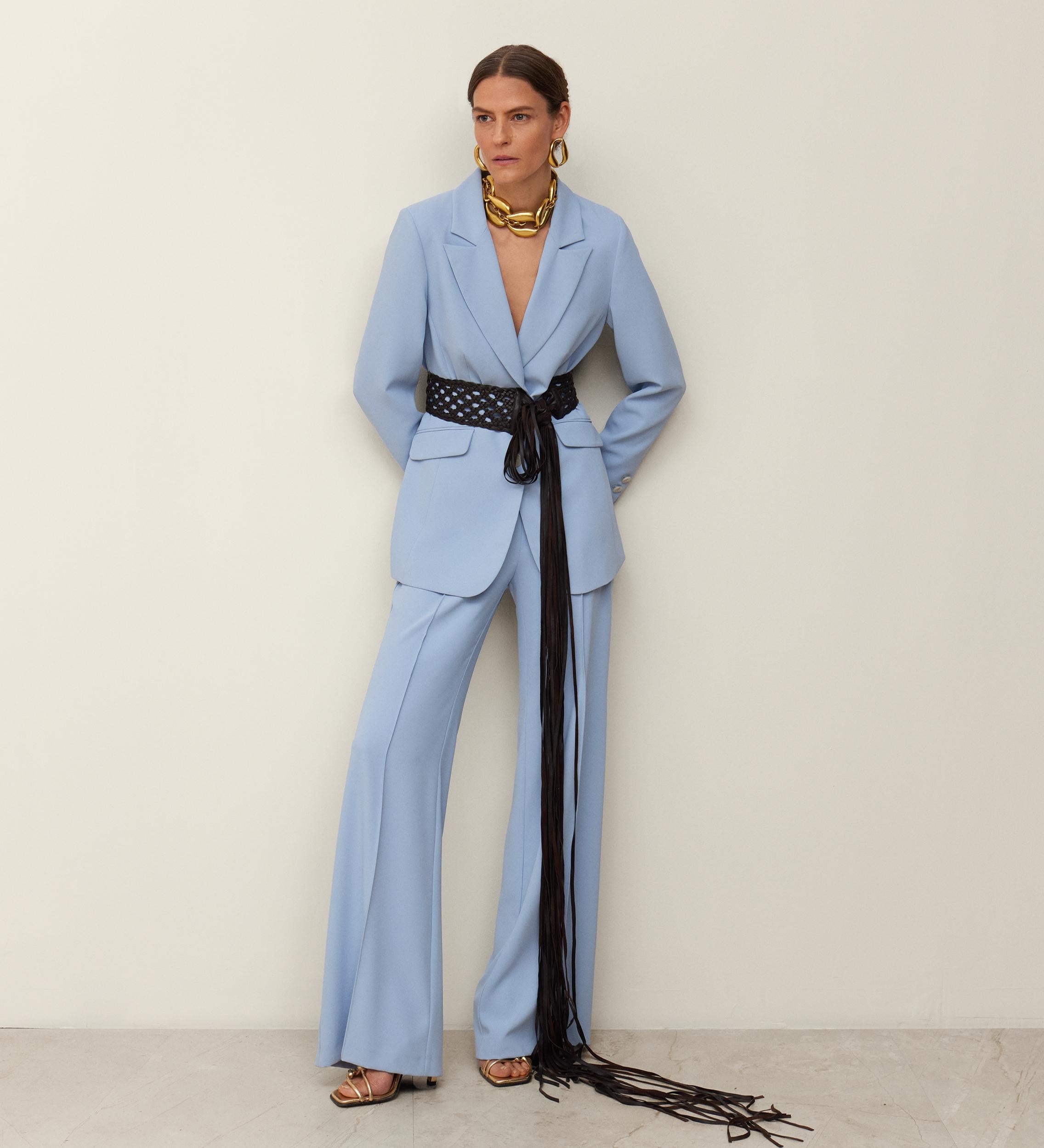 Americana entallada crepe