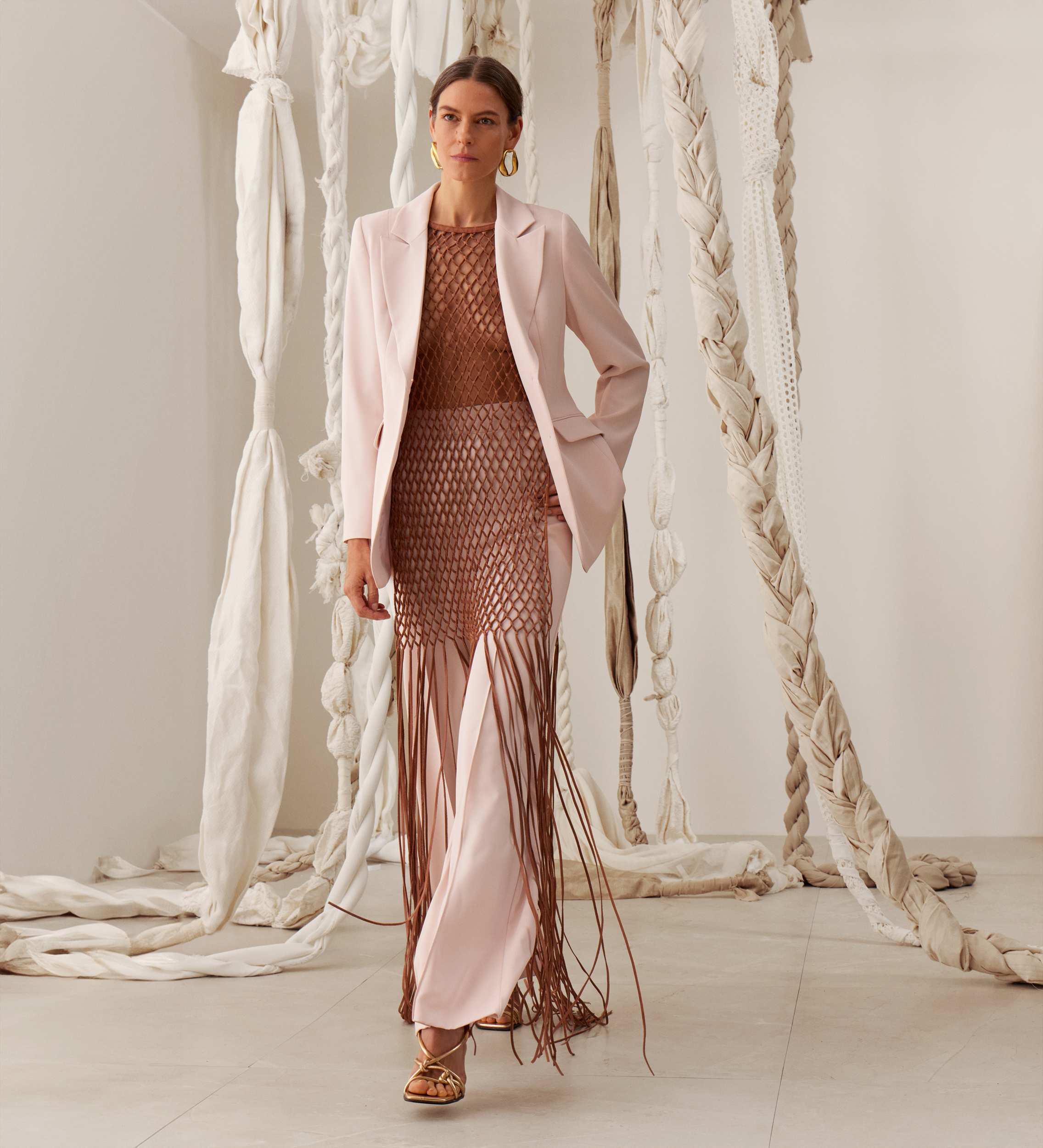 Americana entallada crepe