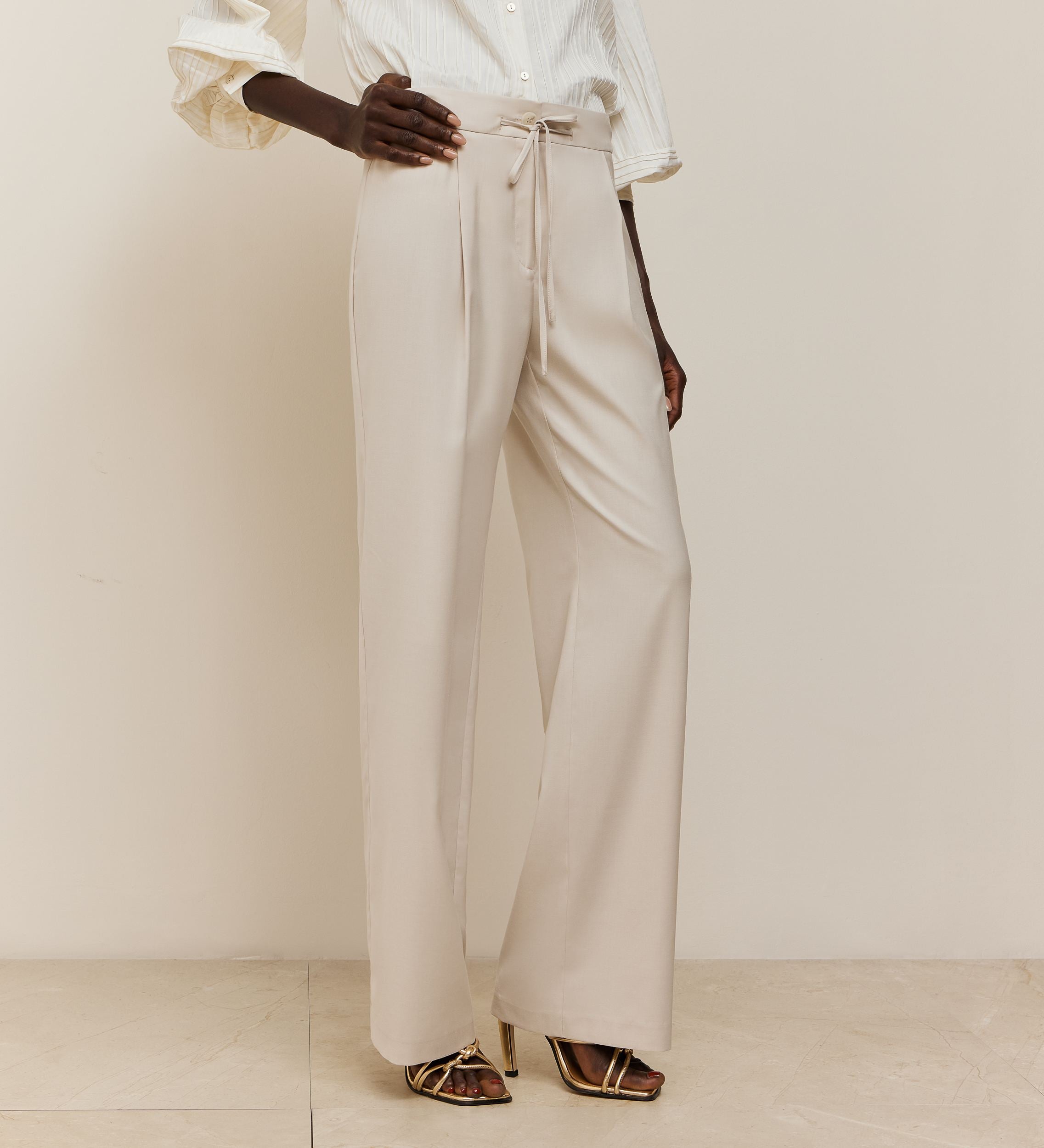 Pantalón cierre lazada