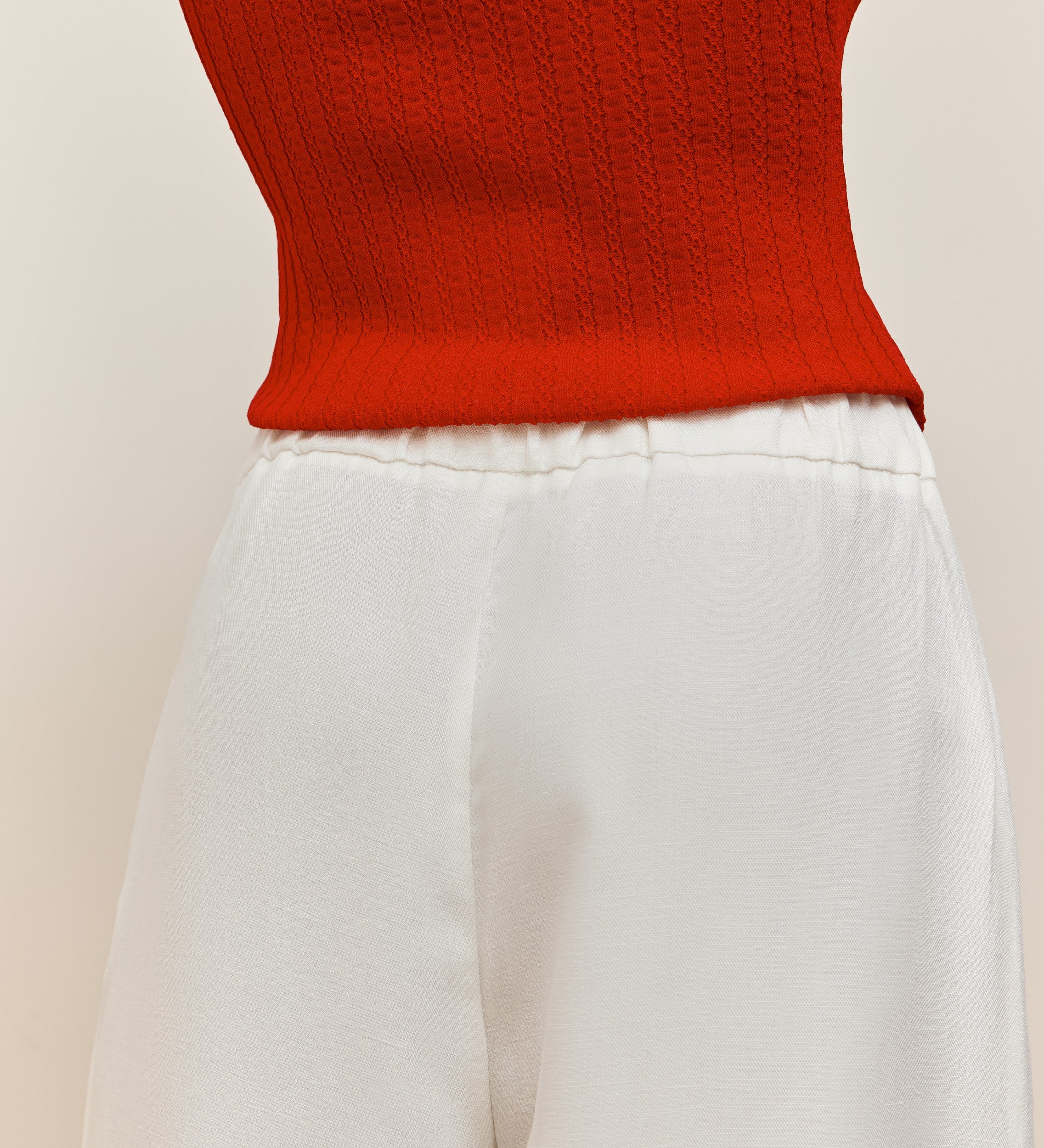 Pantalón largo recto