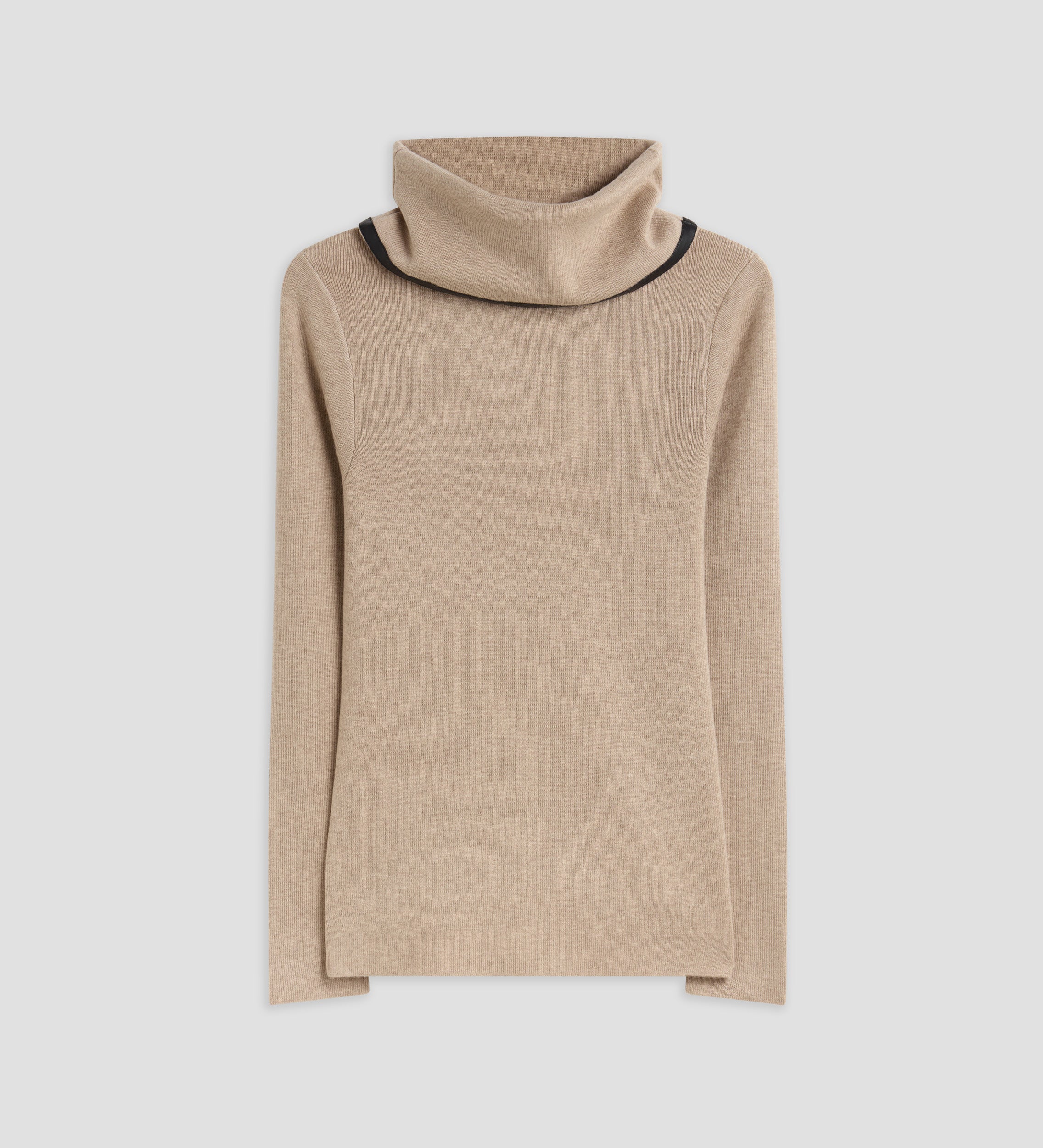 Contrast turtleneck sweater