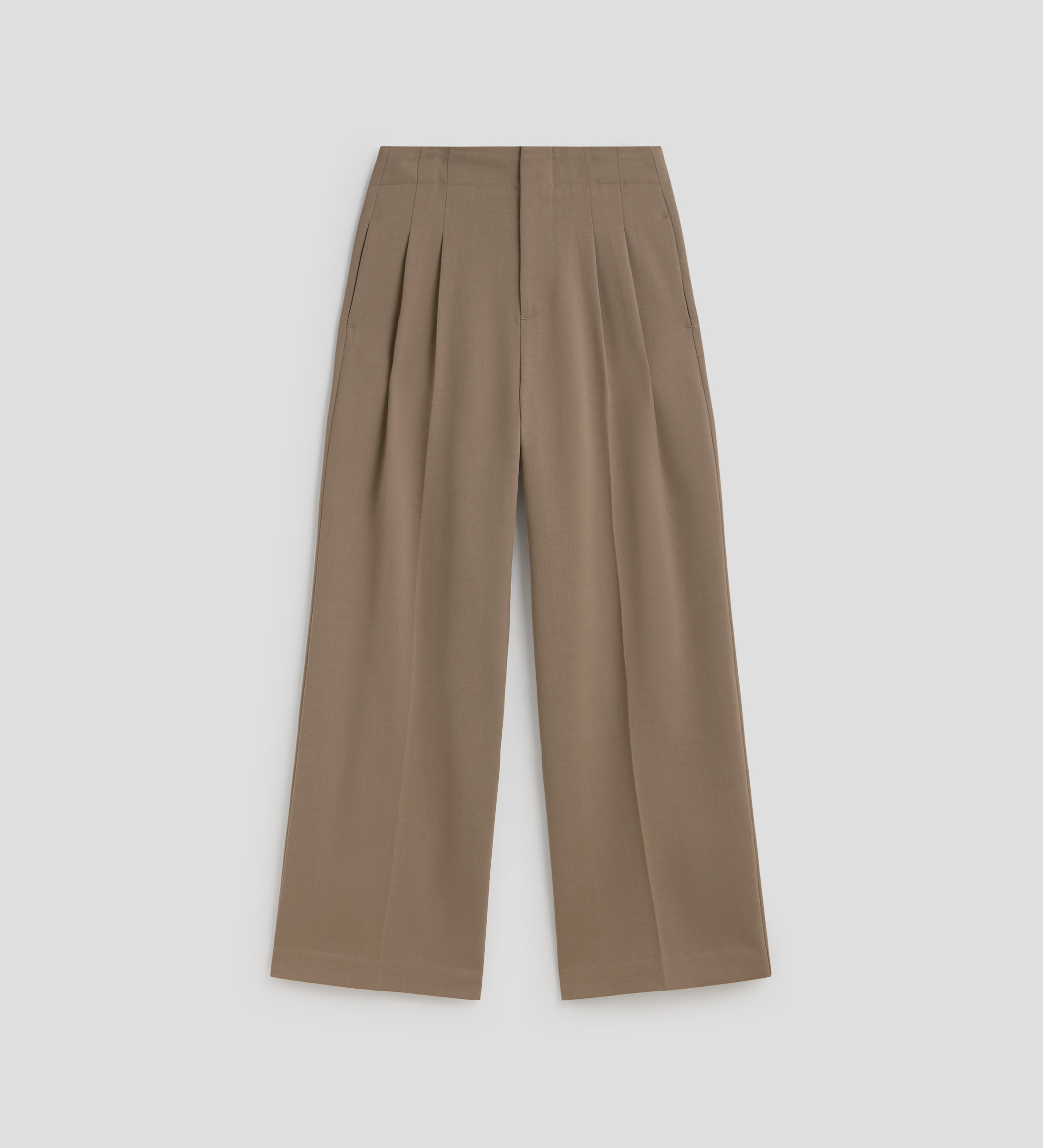 Long pleated trousers