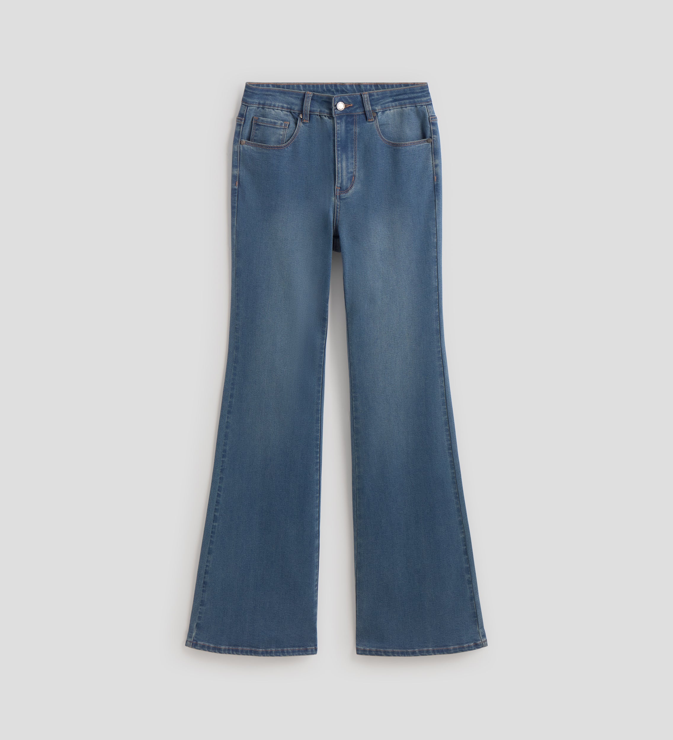 Flared jeans