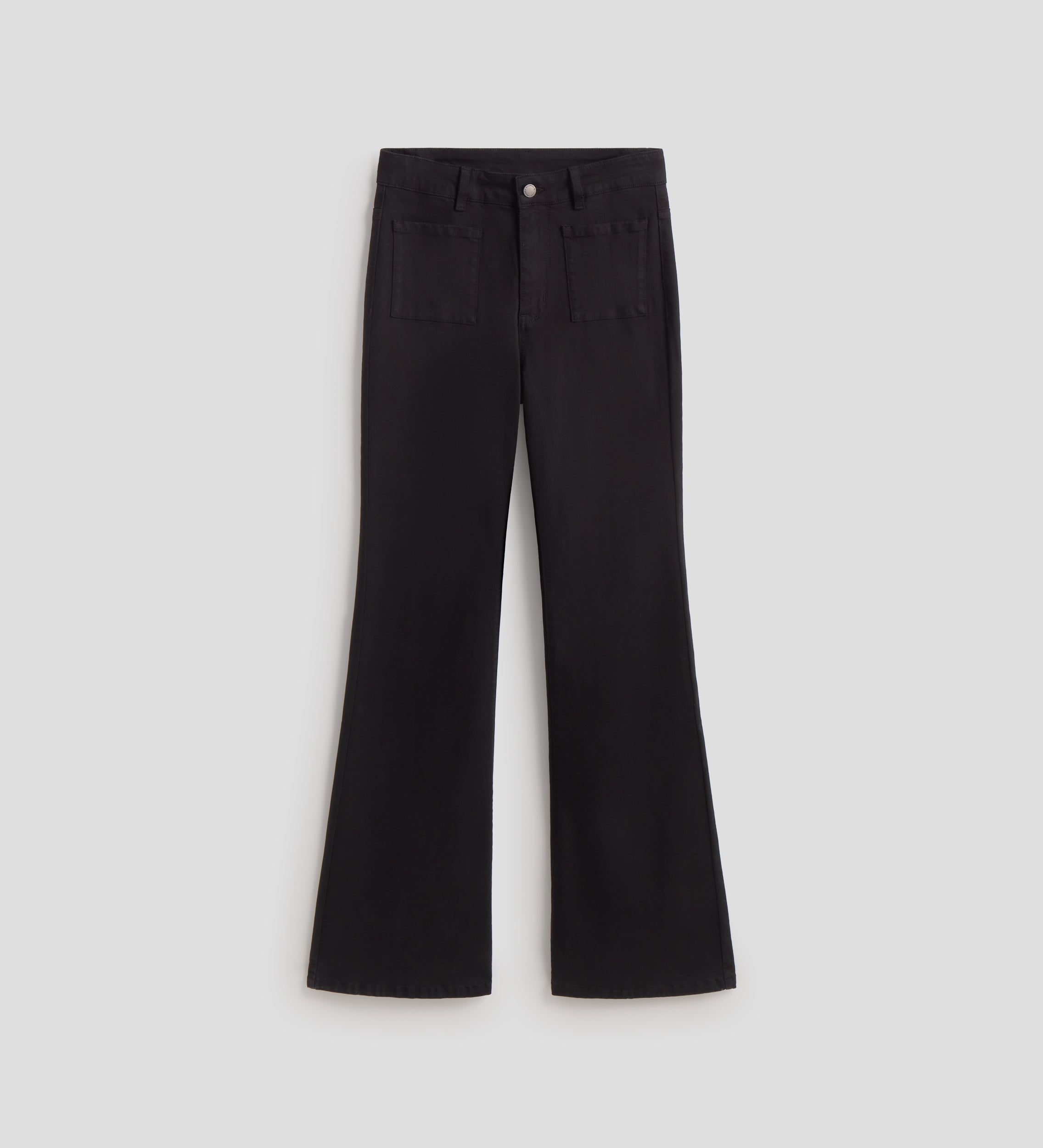 Pantalón bolsillos parche