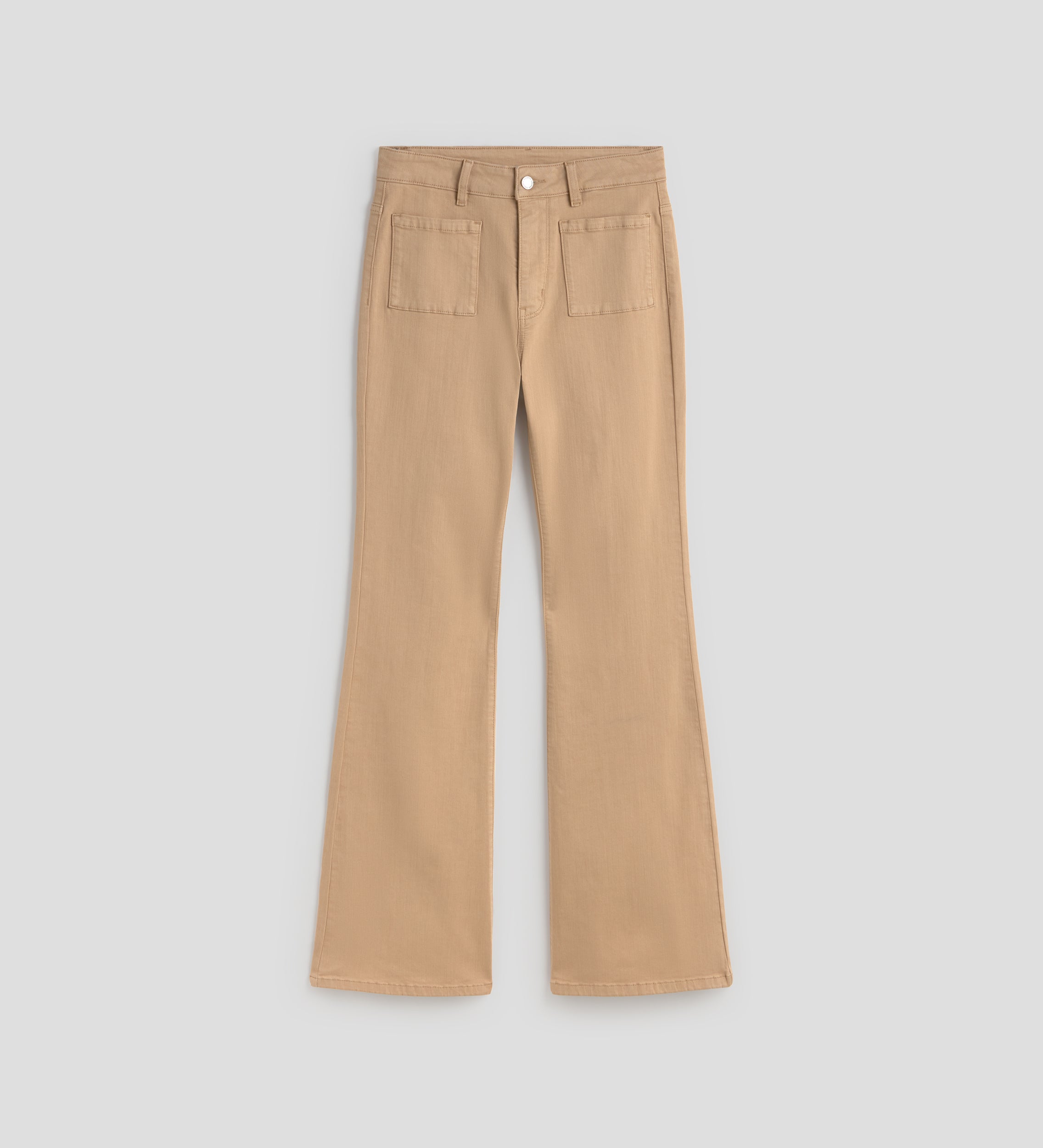 Pantalón bolsillos parche
