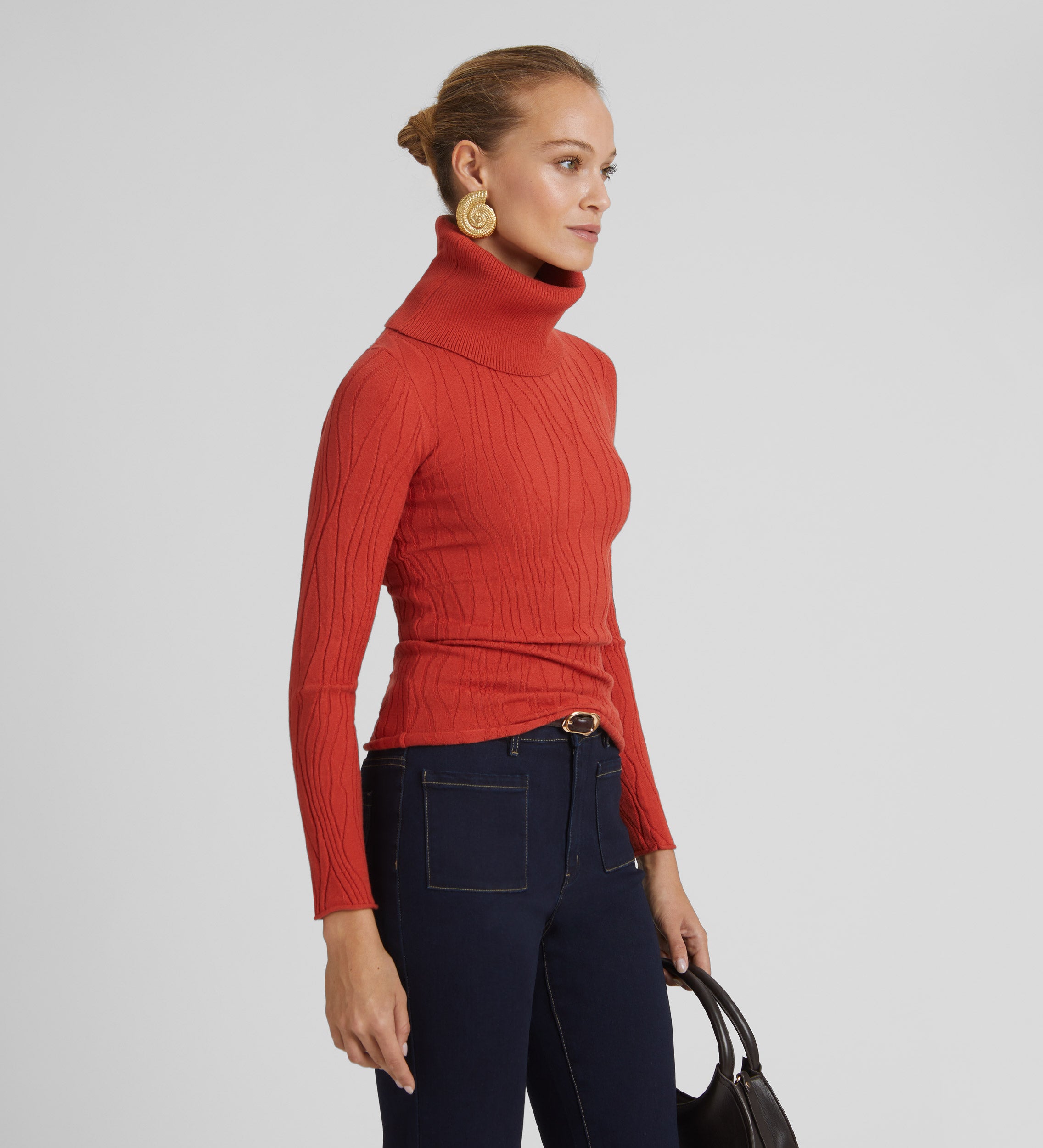 High neck sweater