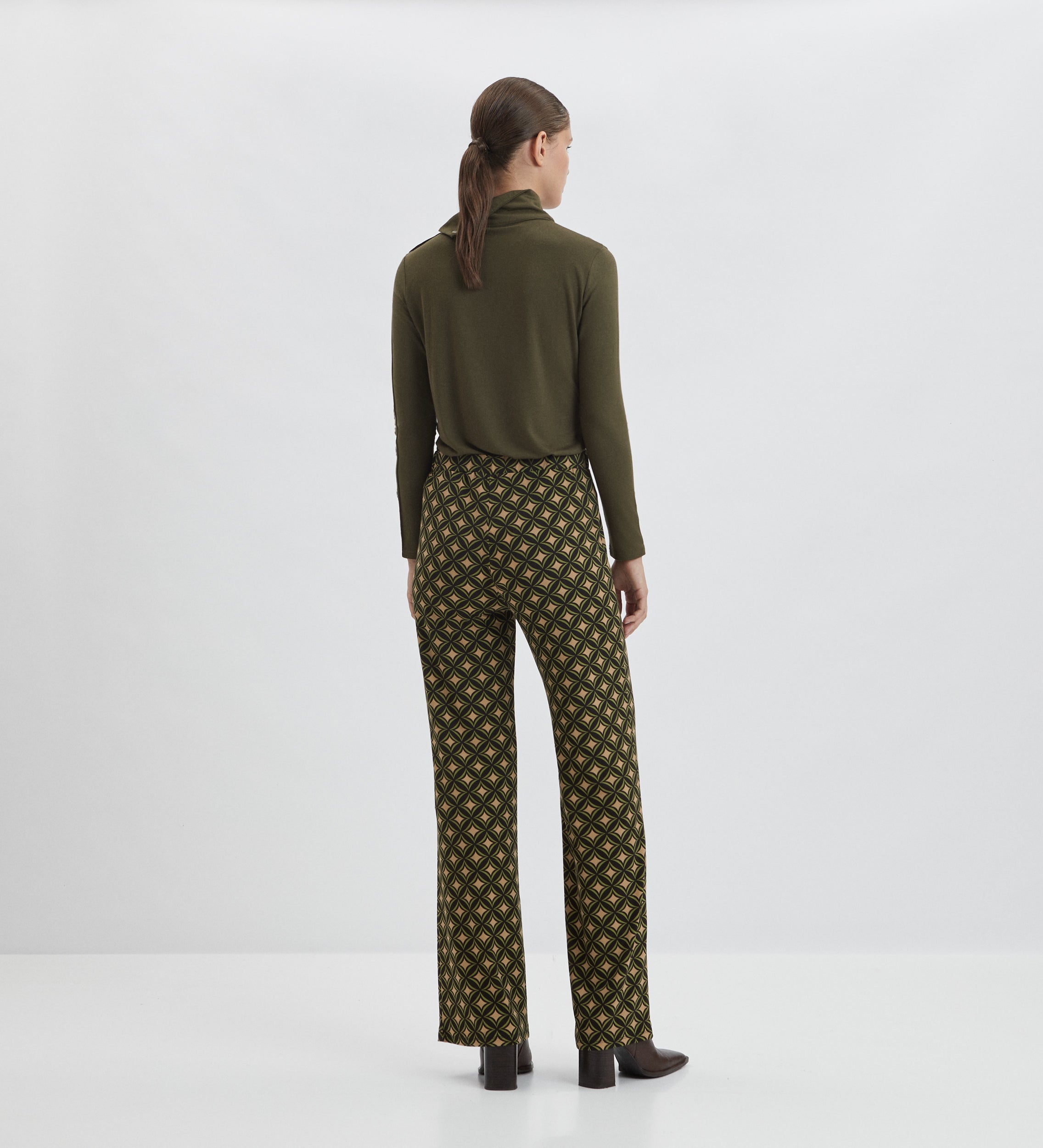 Straight patterned knit trousers
