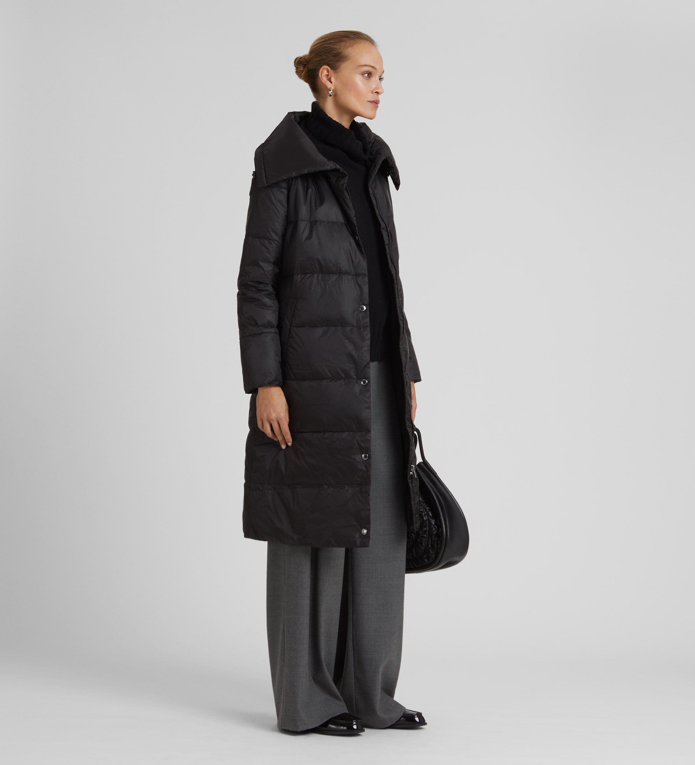 Long parka with chimney collar