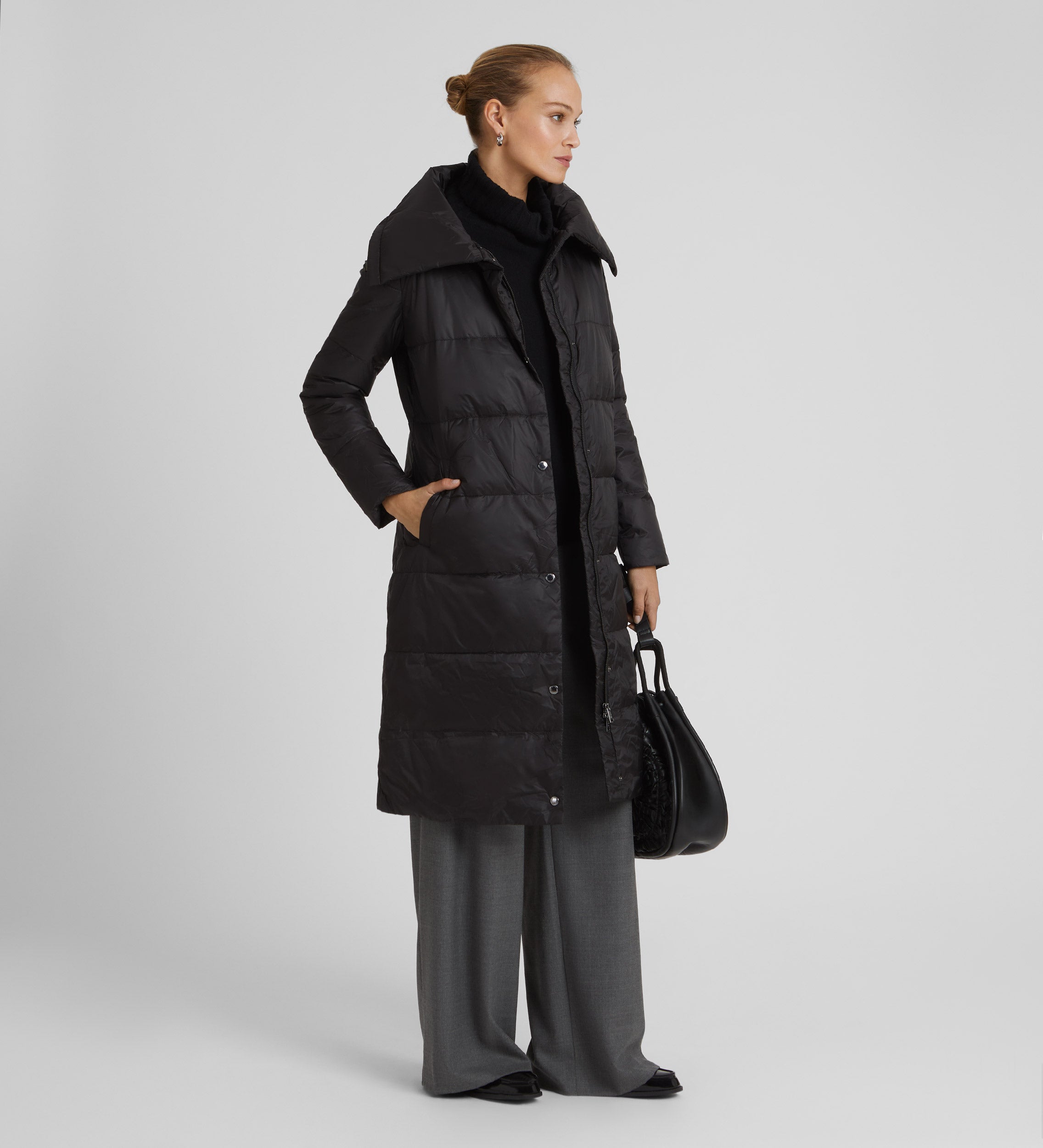 Long parka with chimney collar