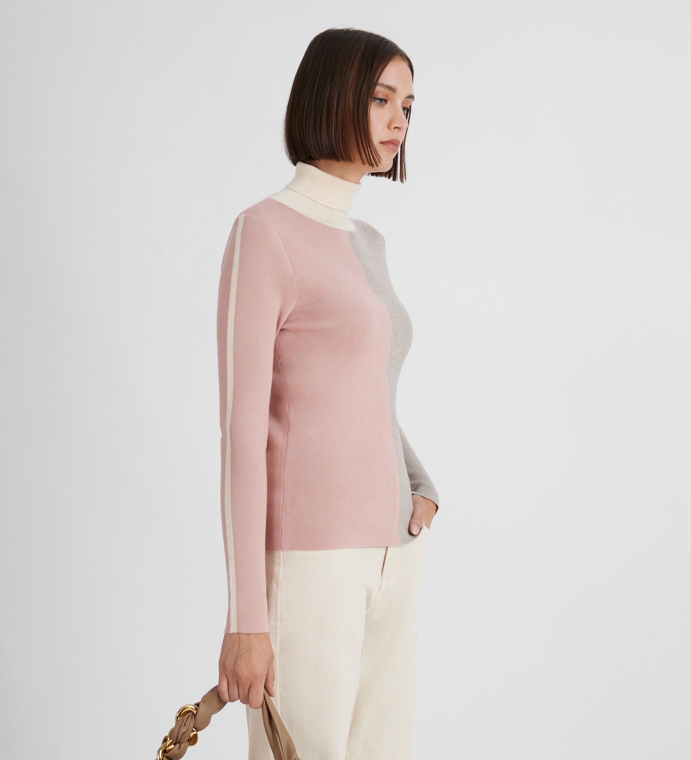 Tricolor ribbed sweater