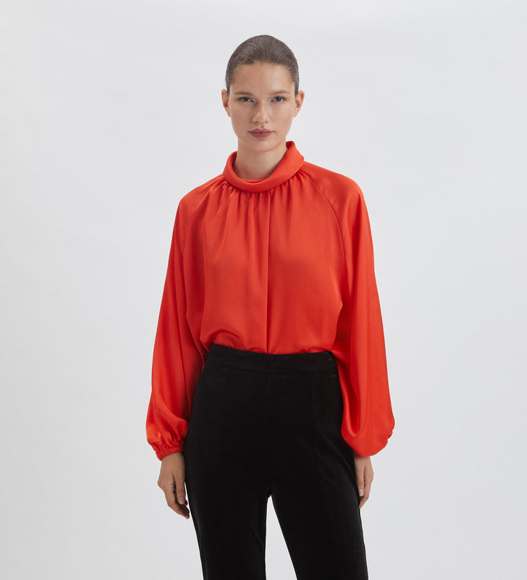 Blouse en satin à manches raglan