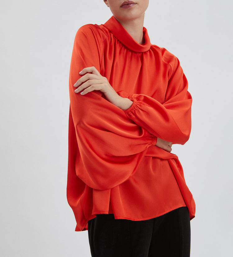 Blouse en satin à manches raglan