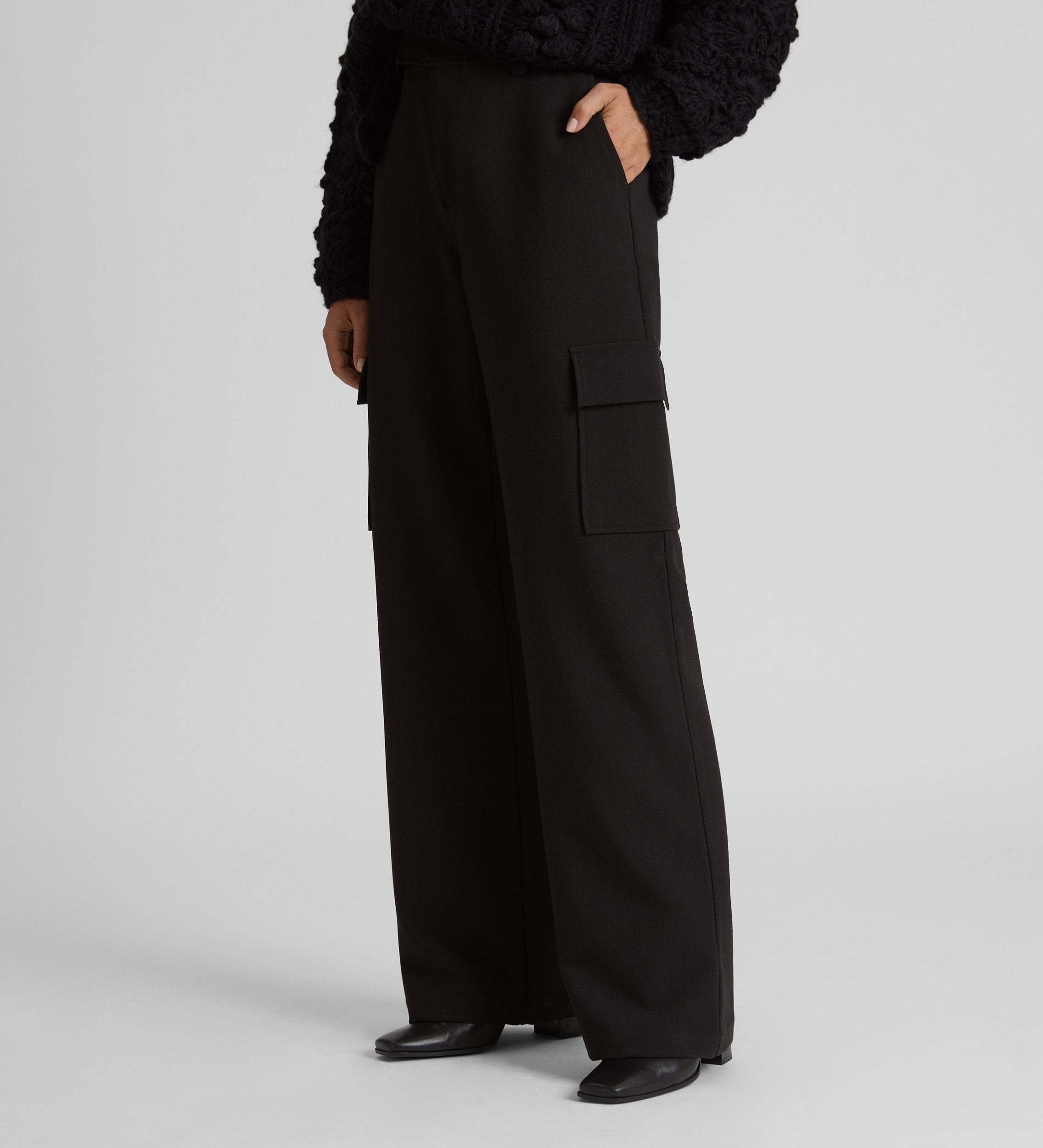 Wool cargo trousers