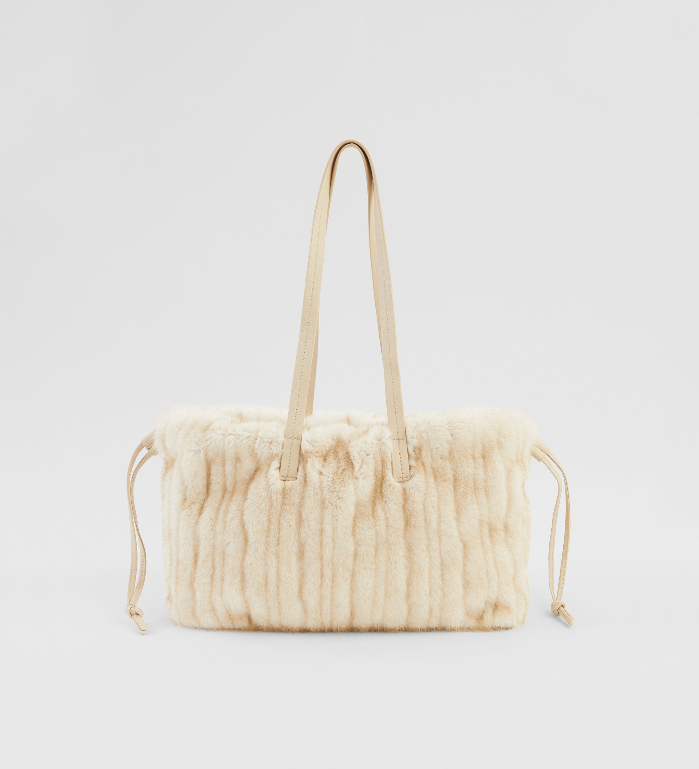 Gathered fur bag