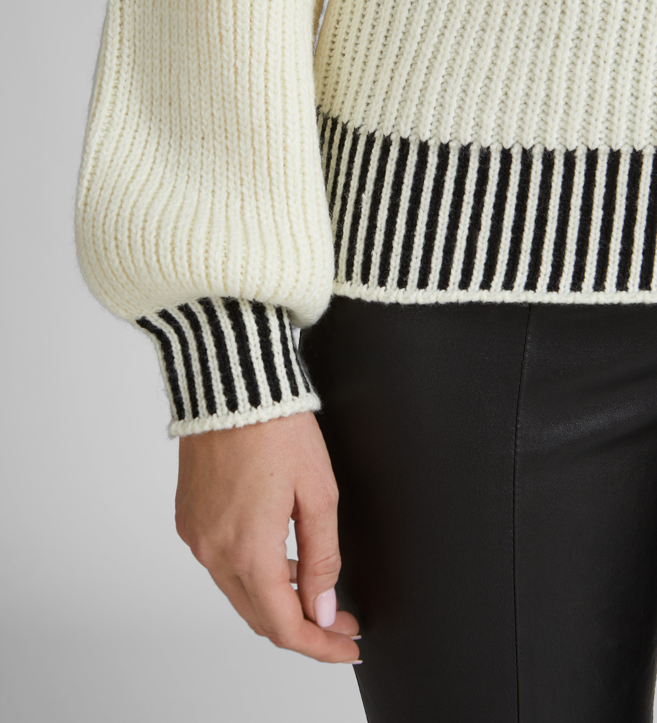 Contrast knit jersey