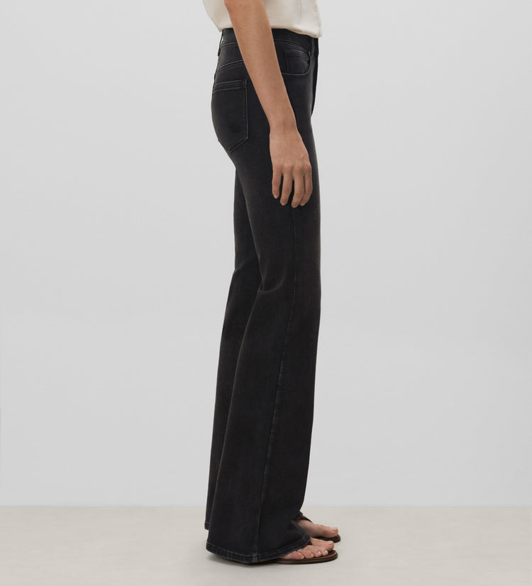 Flared jeans