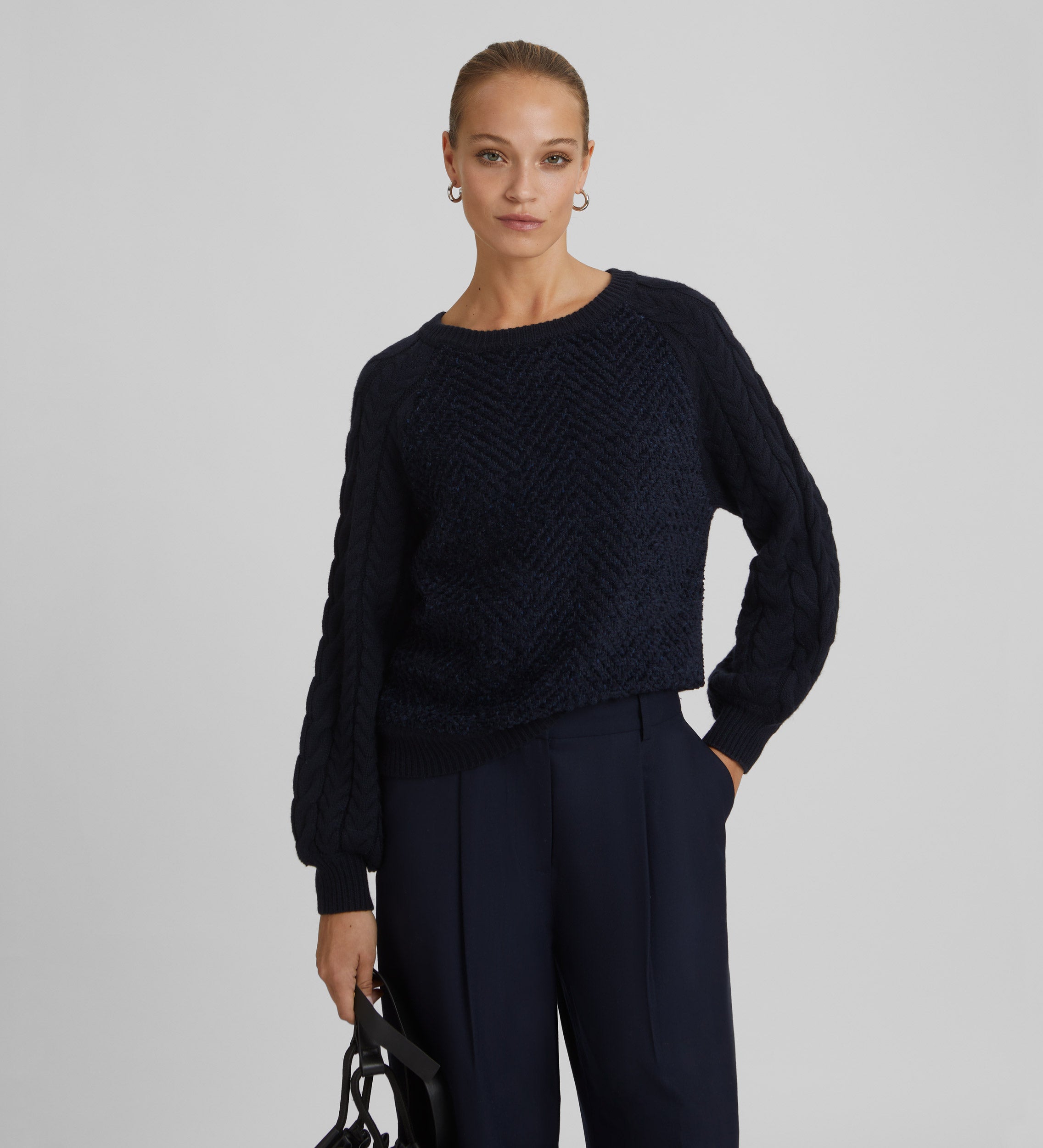 Pull jacquard bi-matière