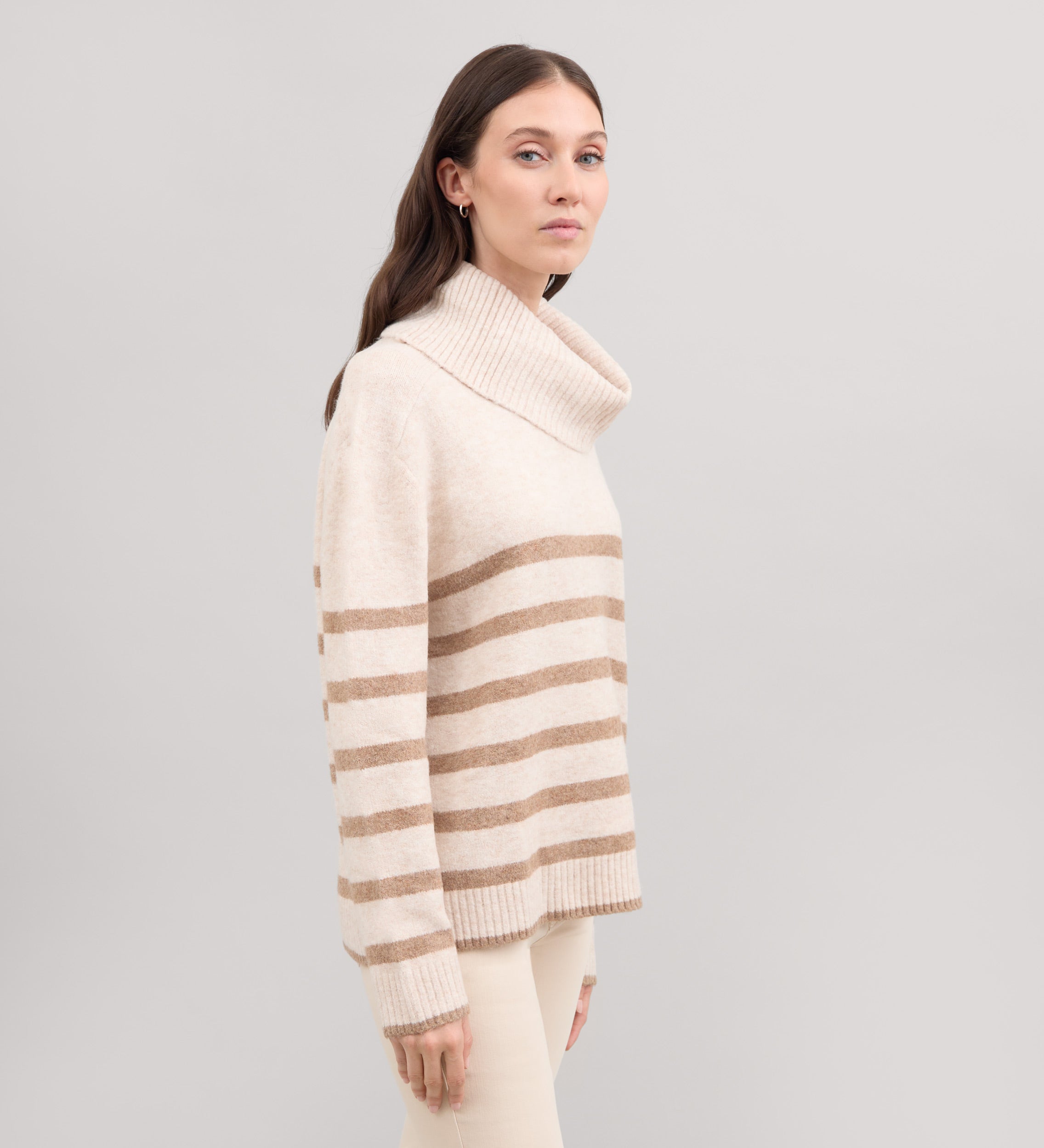 Jersey cuello alto rayas