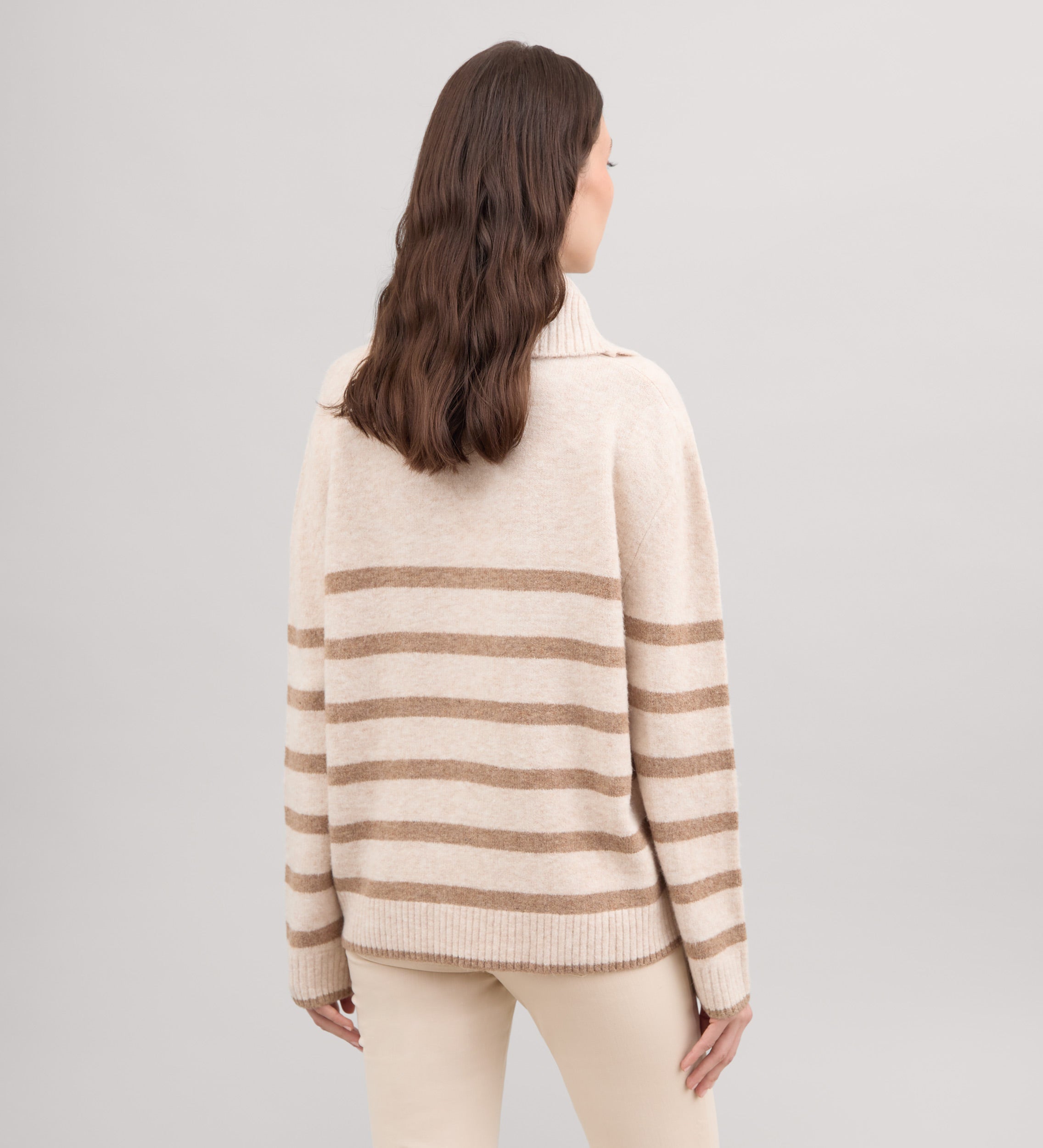 Jersey cuello alto rayas