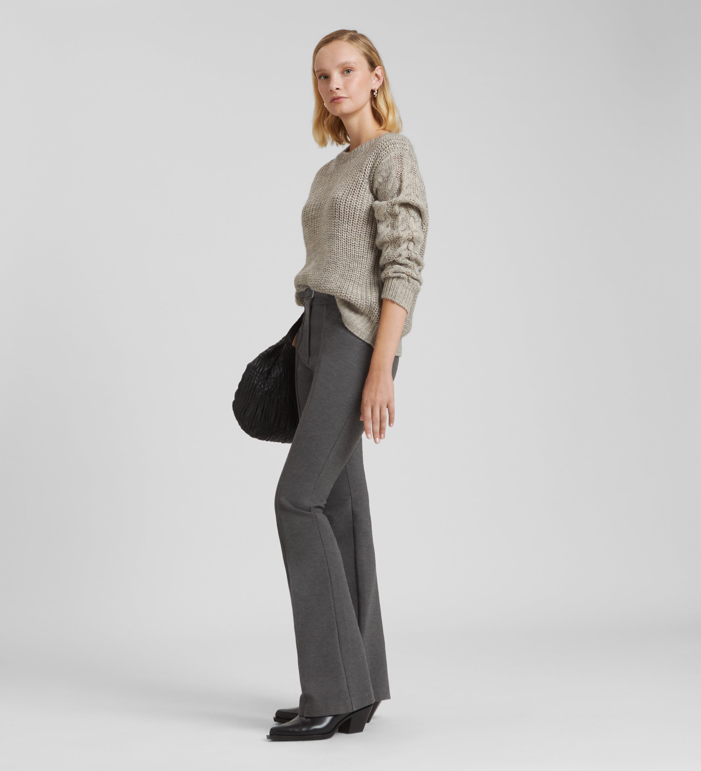 Elastic flared trousers with belt