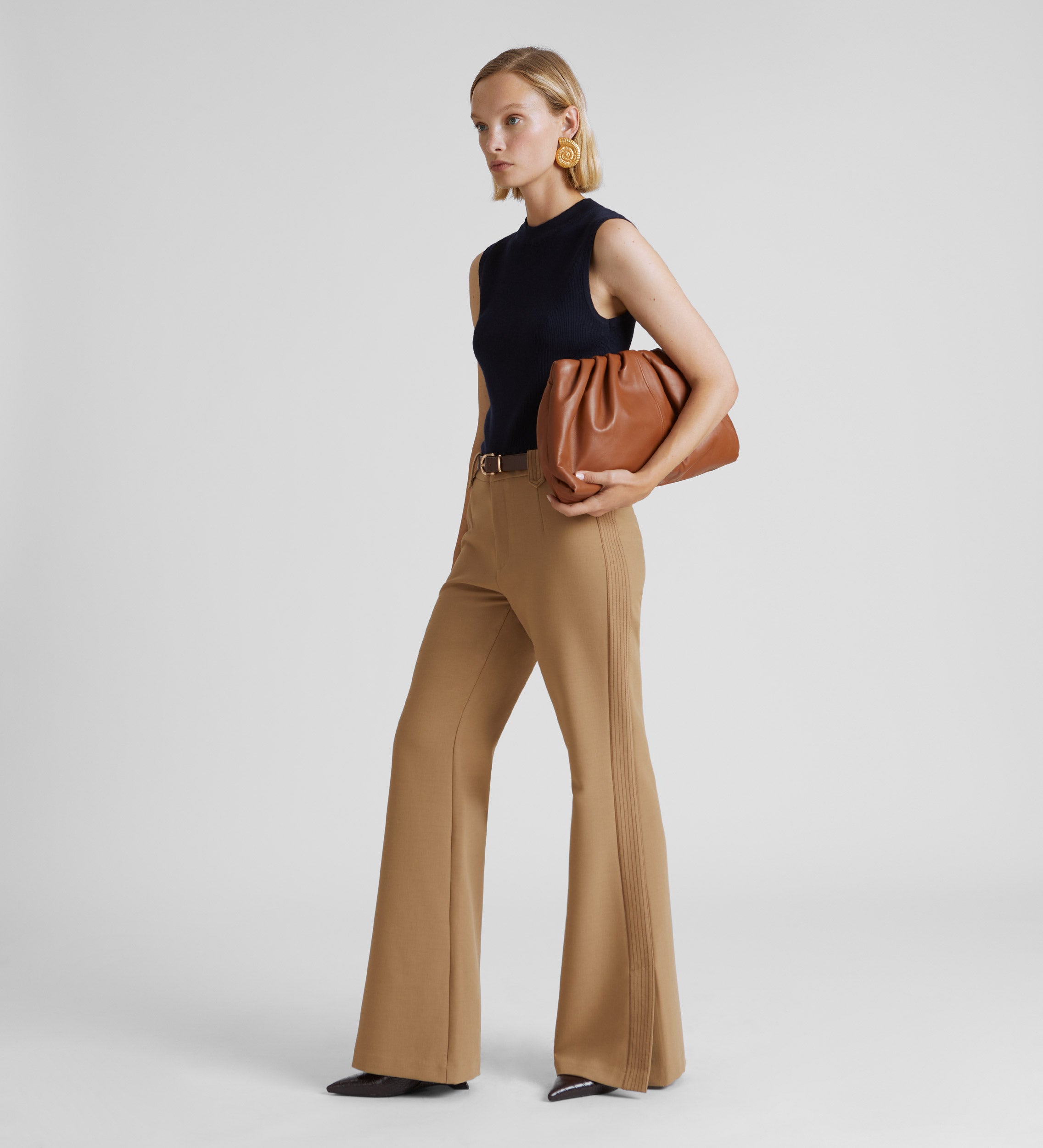 Contrast stitching trousers