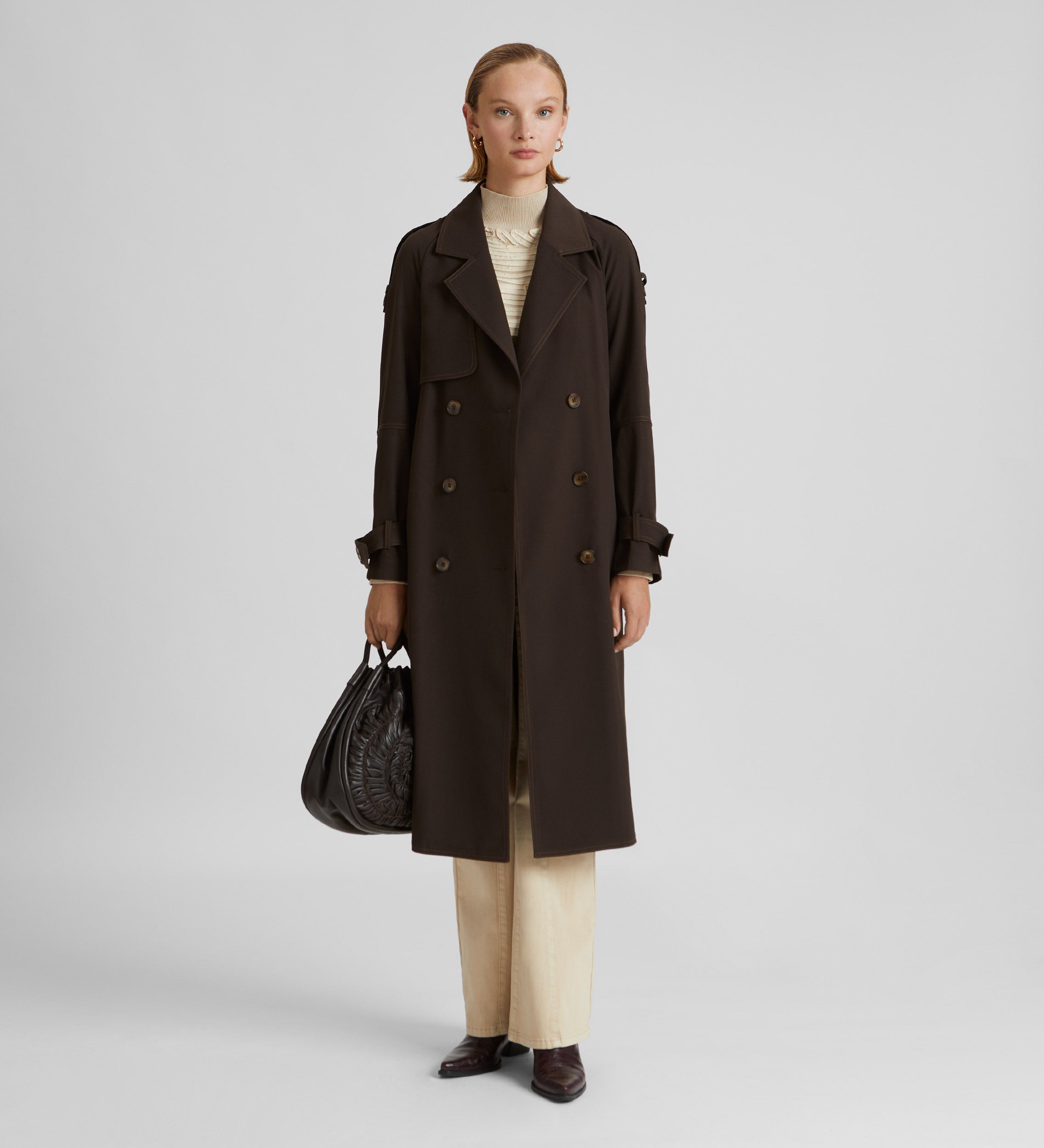 Flowing trench coat