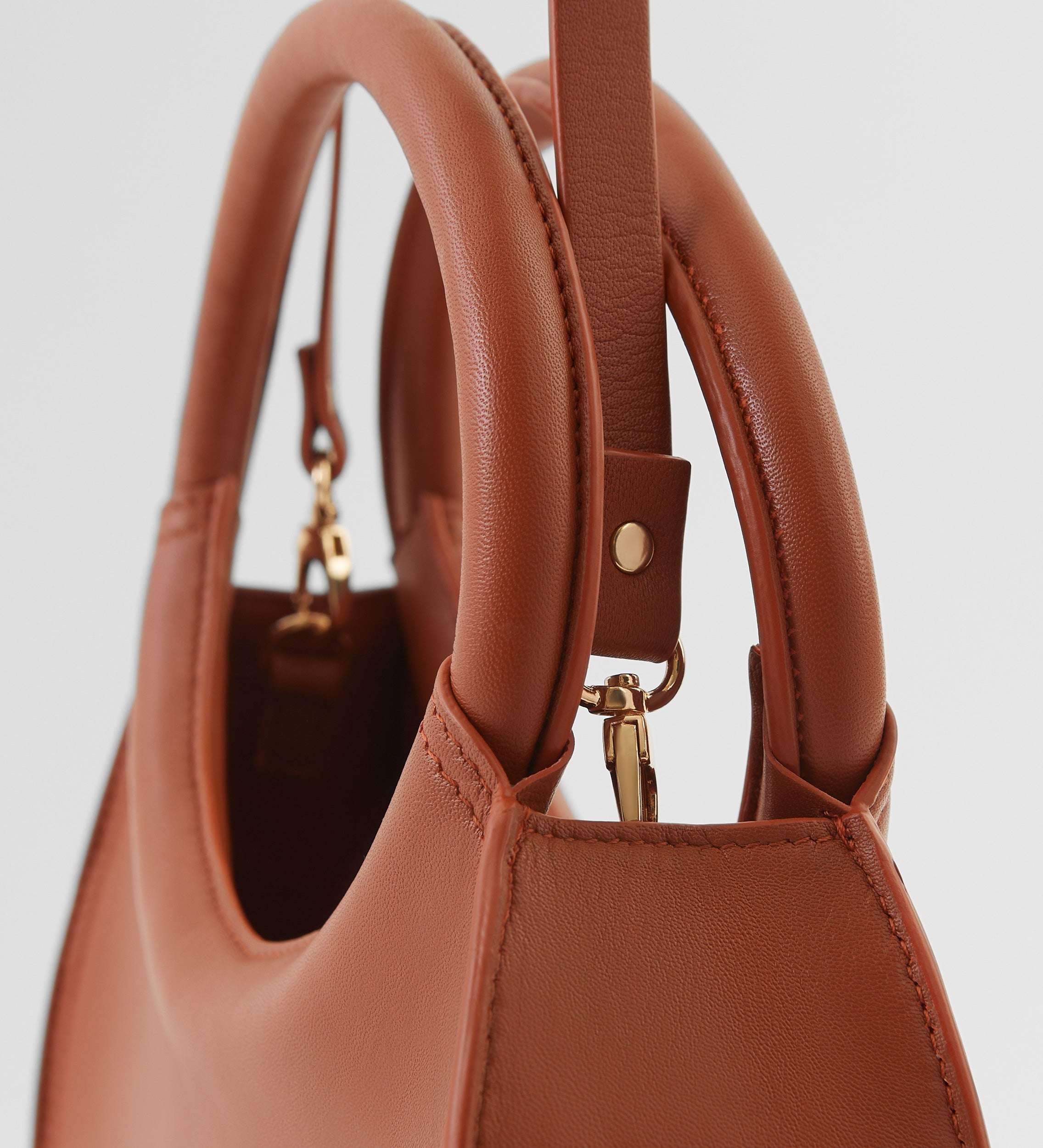 Bolso circular piel