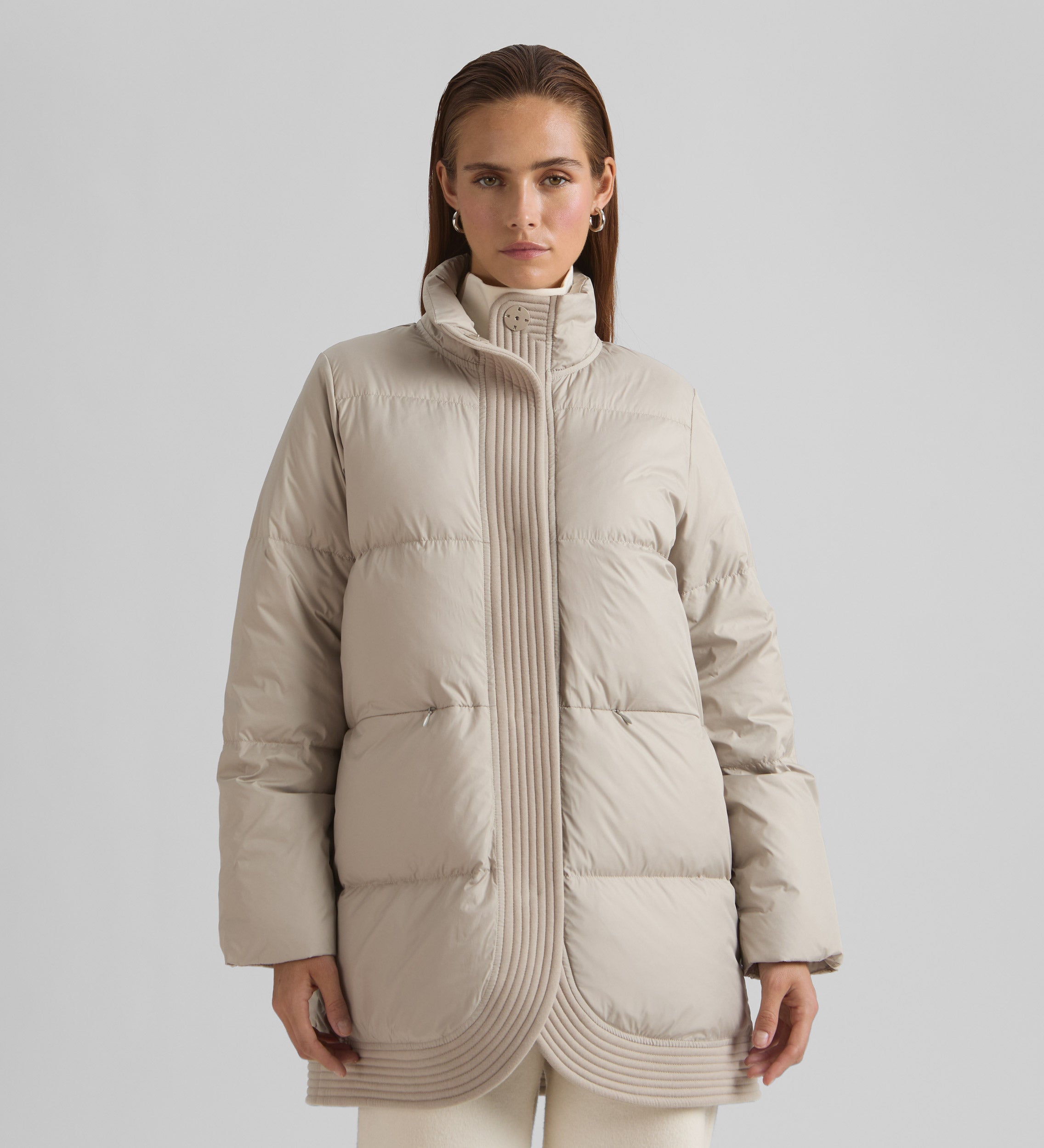 Long parka with stitching